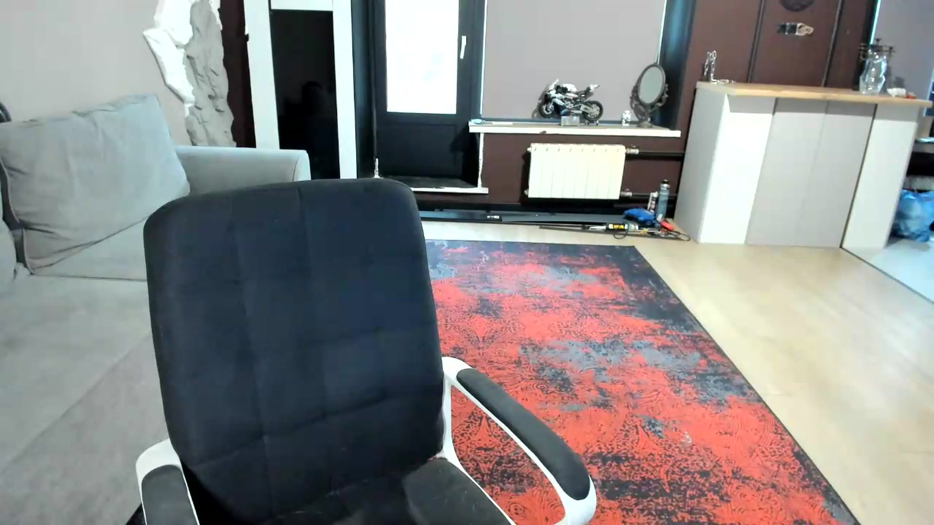Gallery image thumbnail from Qi_ra's myfreecams stream on, 08/31/2026, 09:27 image 20 of 20