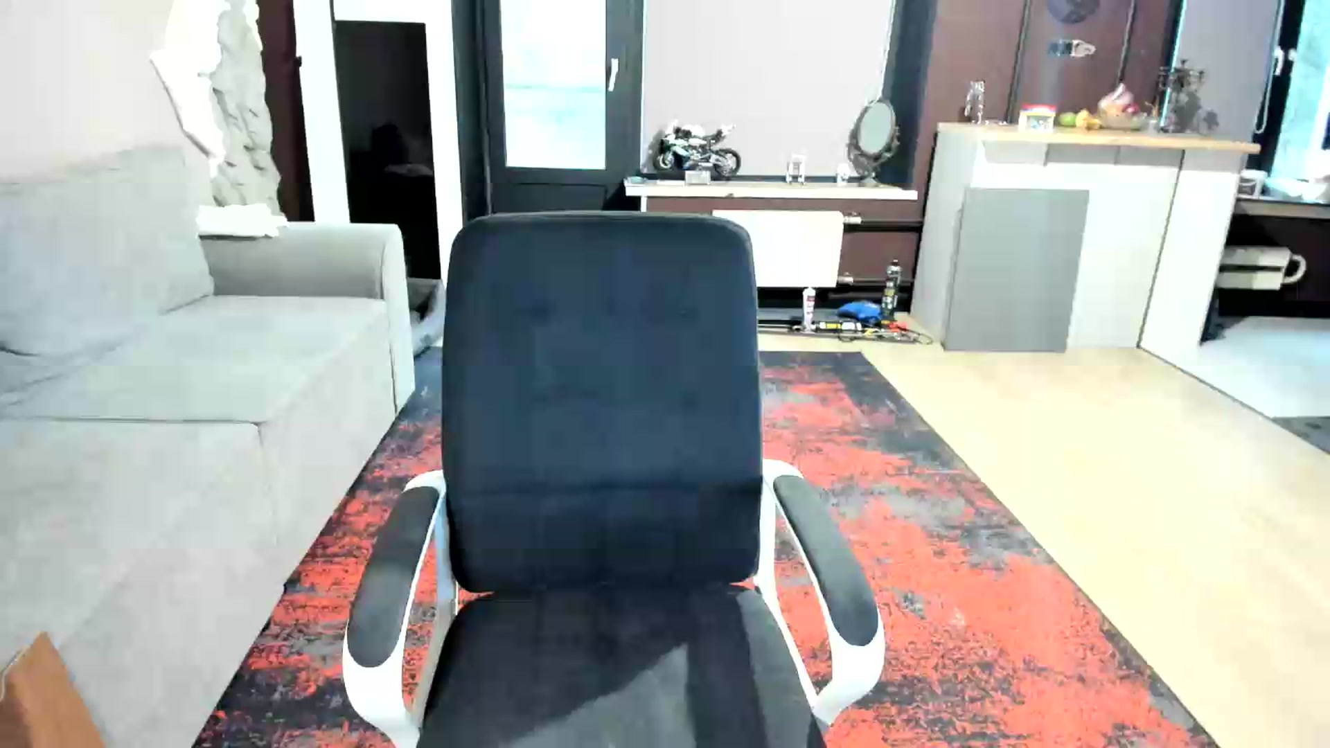Gallery image thumbnail from Qi_ra's myfreecams stream on, 09/05/2026, 06:34 image 1 of 20