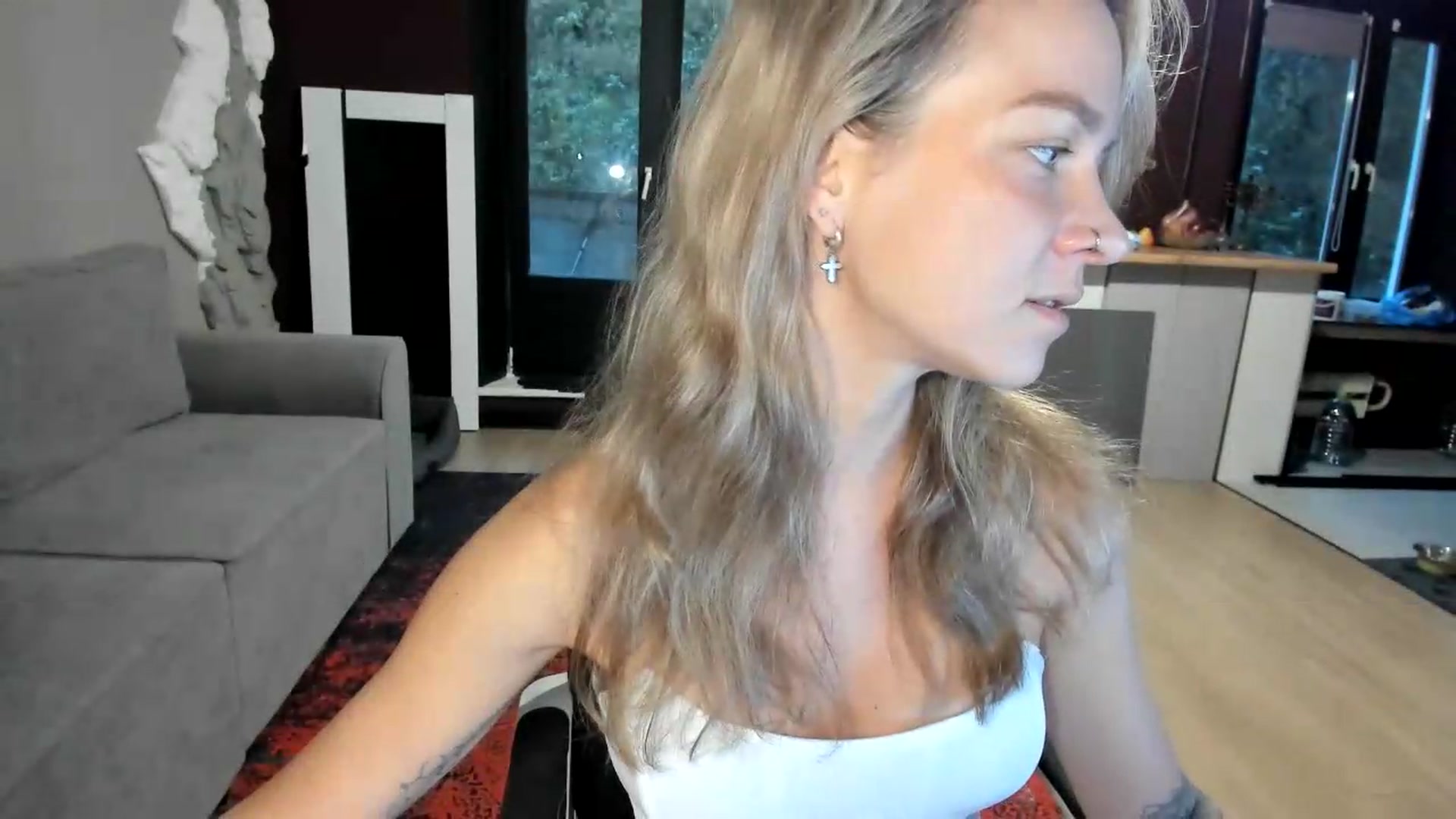 Gallery image thumbnail from Qi_ra's myfreecams stream on, 09/06/2026, 02:59 image 13 of 20