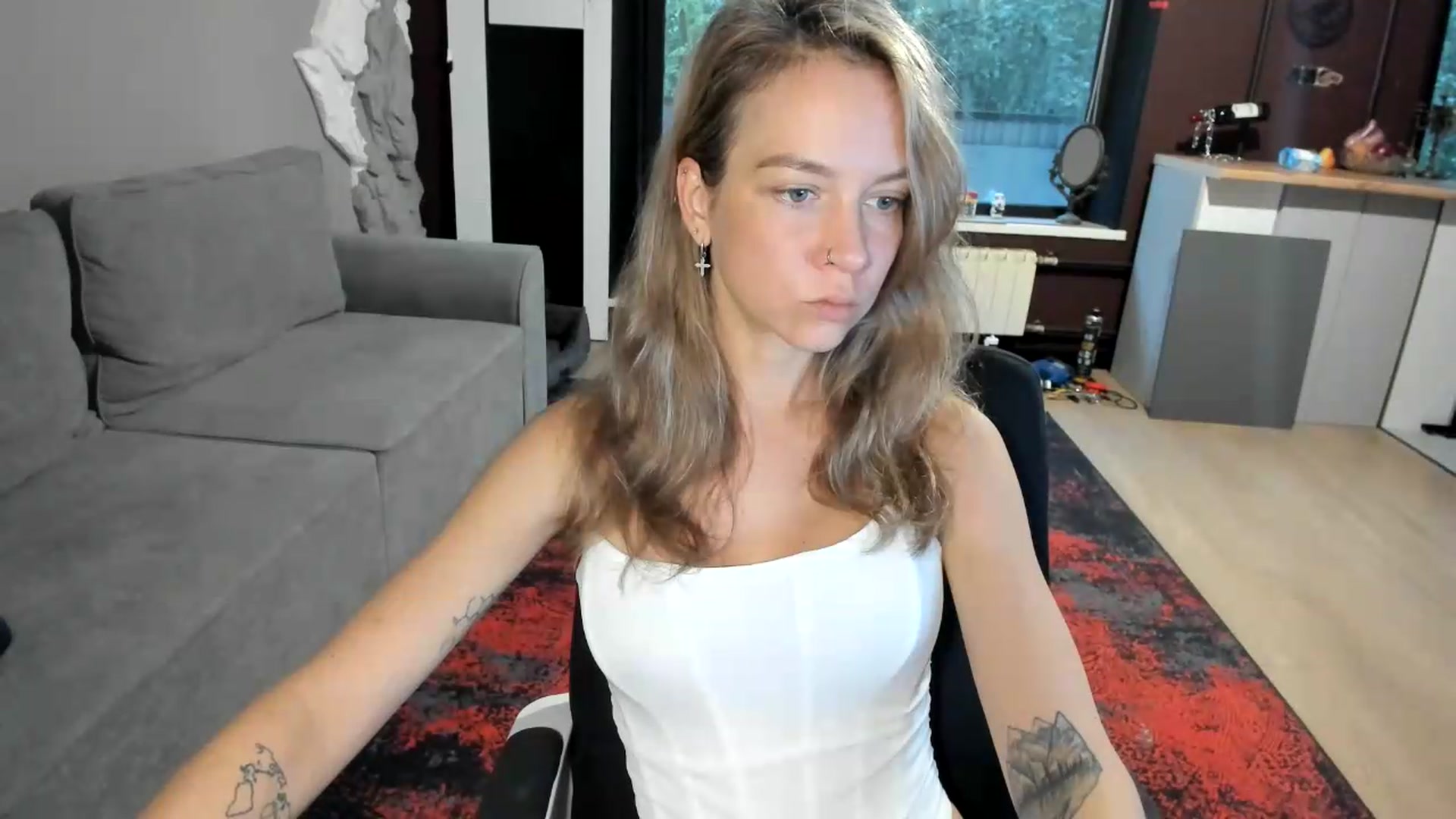 Gallery image thumbnail from Qi_ra's myfreecams stream on, 09/06/2026, 03:34 image 13 of 20