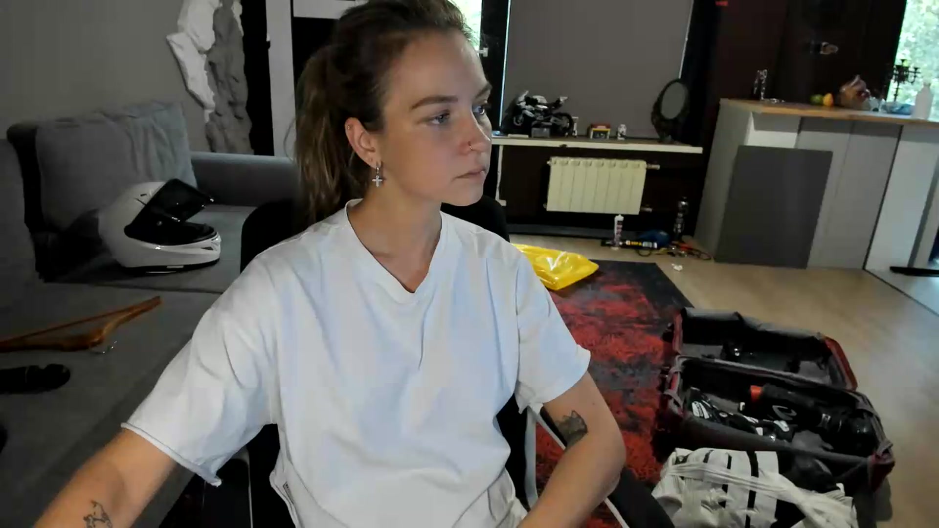 Gallery image thumbnail from Qi_ra's myfreecams stream on, 09/07/2026, 06:22 image 5 of 20