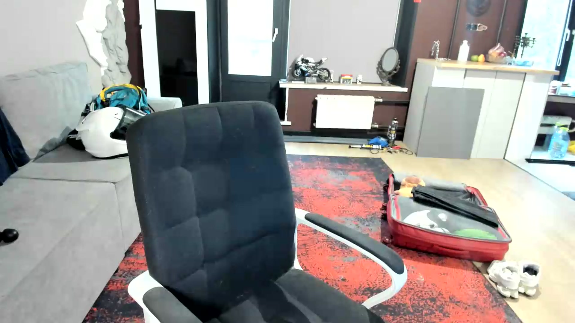 Gallery image thumbnail from Qi_ra's myfreecams stream on, 09/07/2026, 12:07 image 14 of 20