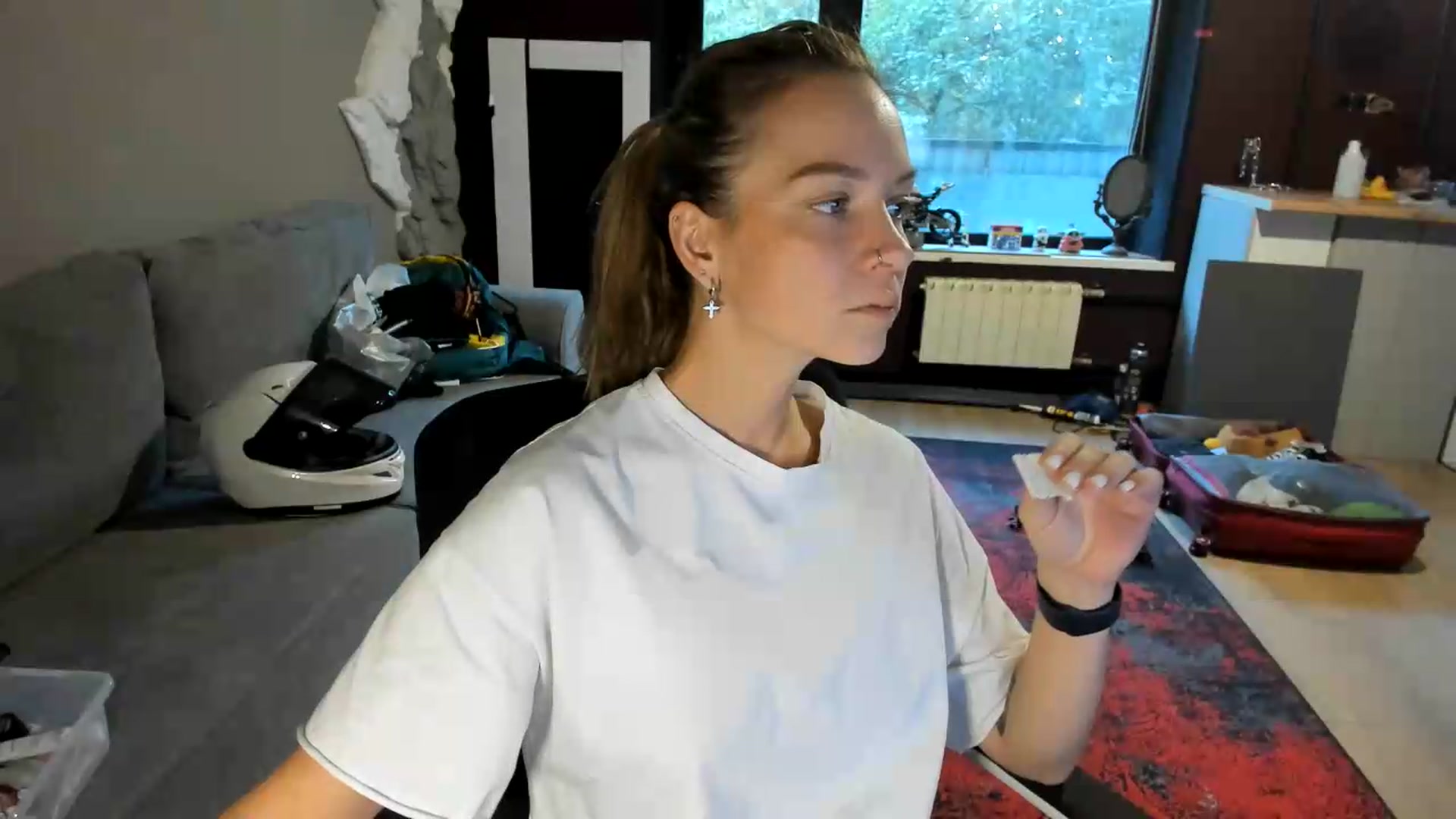 Gallery image thumbnail from Qi_ra's myfreecams stream on, 09/09/2026, 05:03 image 5 of 20