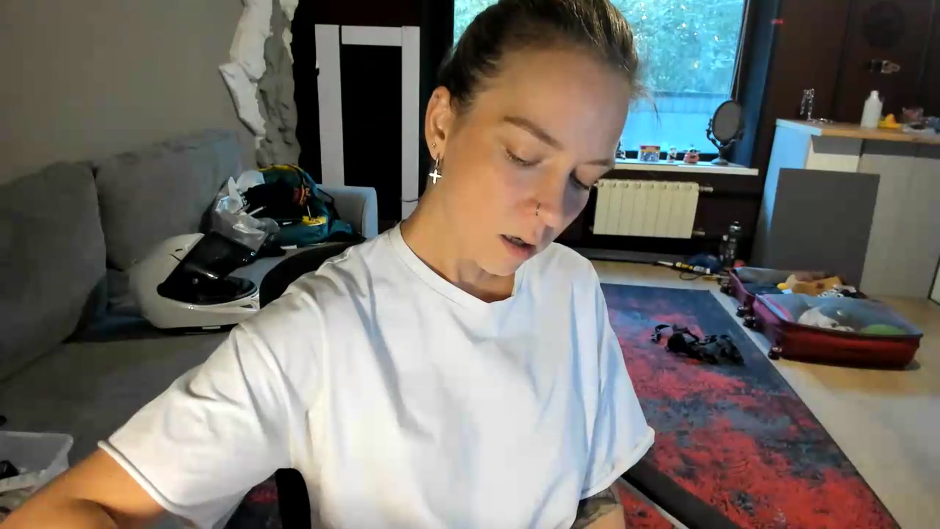 Gallery image thumbnail from Qi_ra's myfreecams stream on, 09/09/2026, 05:03 image 7 of 20