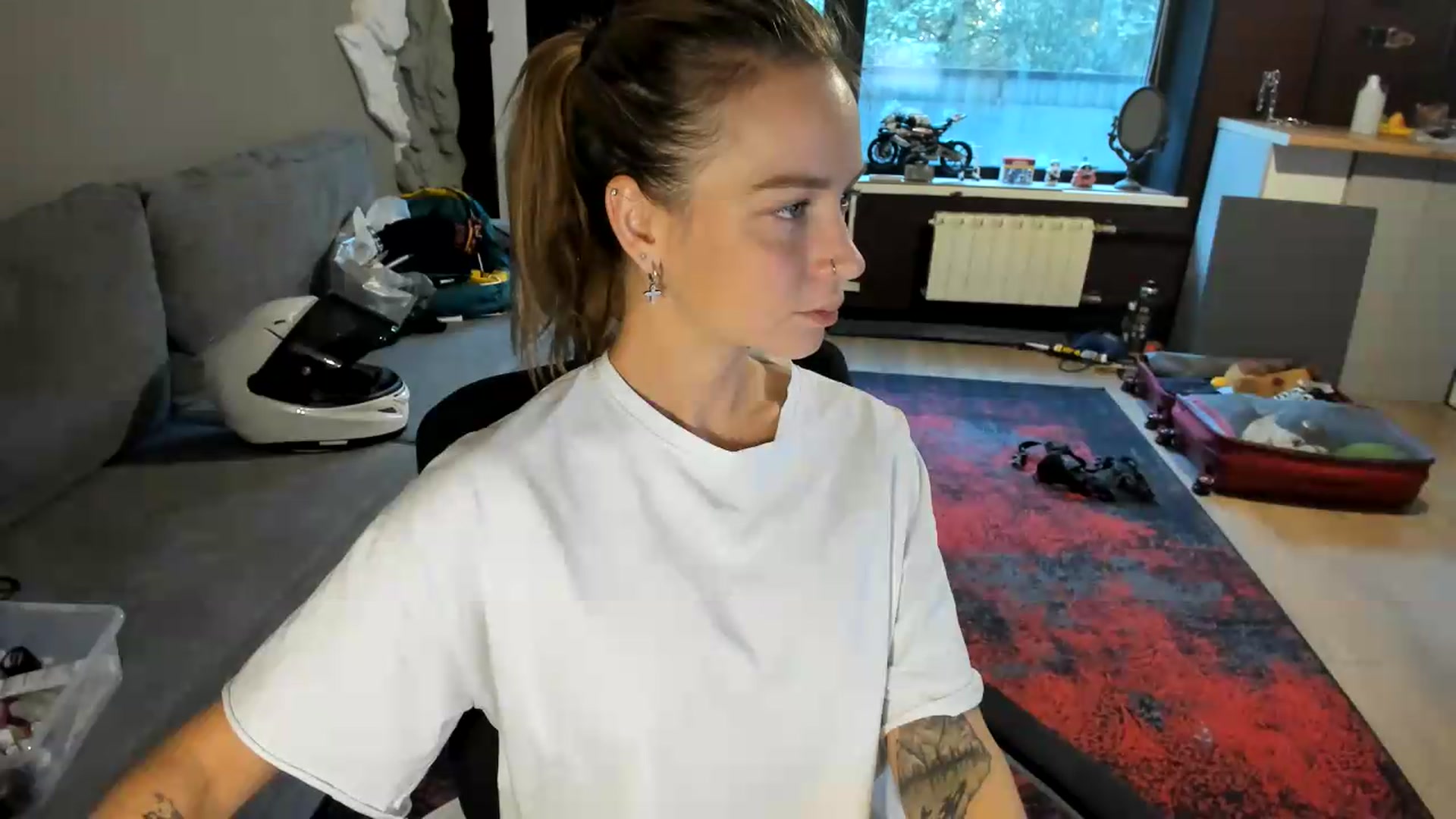 Gallery image thumbnail from Qi_ra's myfreecams stream on, 09/09/2026, 05:03 image 20 of 20