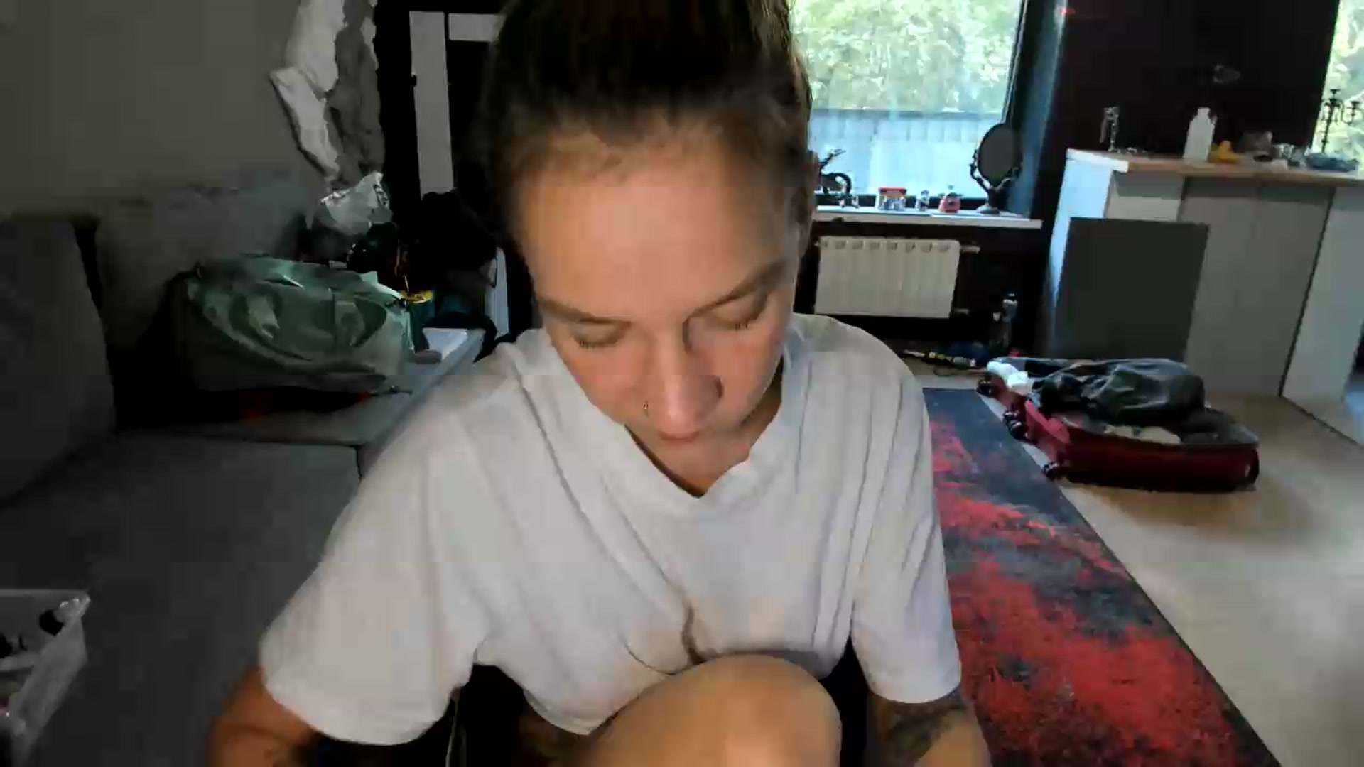 Gallery image thumbnail from Qi_ra's myfreecams stream on, 09/09/2026, 13:51 image 15 of 20