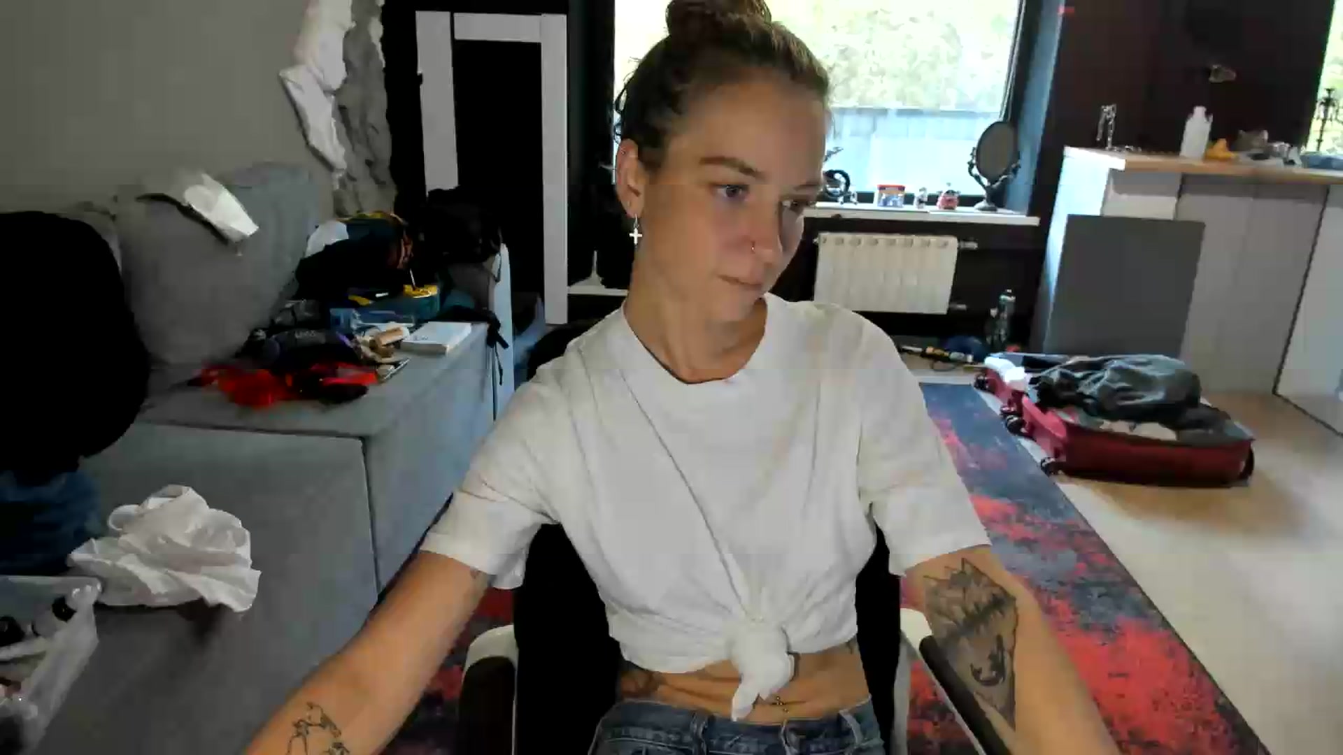 Gallery image thumbnail from Qi_ra's myfreecams stream on, 09/09/2026, 13:51 image 7 of 20