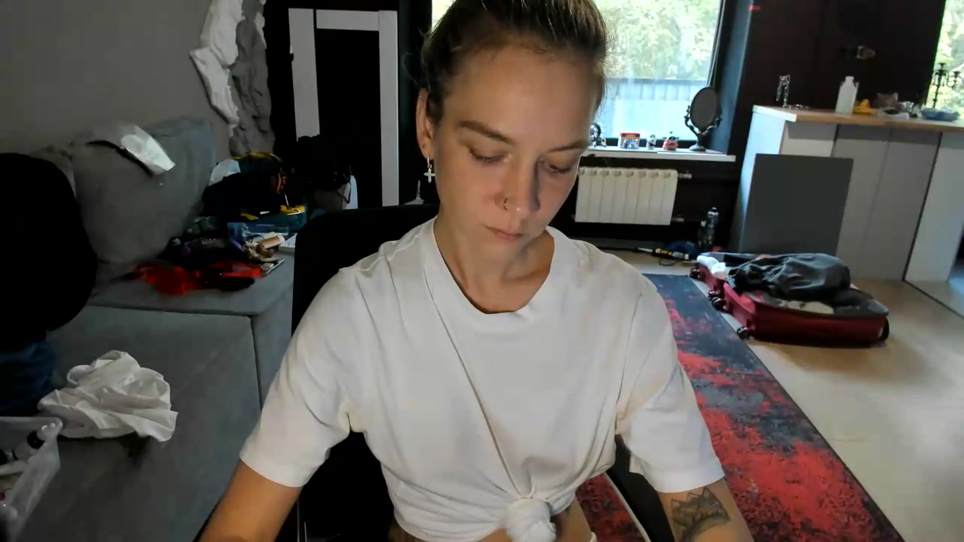 Gallery image thumbnail from Qi_ra's myfreecams stream on, 09/09/2026, 13:51 image 11 of 20