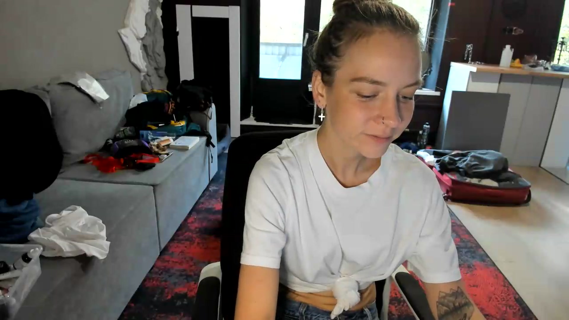 Gallery image thumbnail from Qi_ra's myfreecams stream on, 09/09/2026, 13:51 image 6 of 20