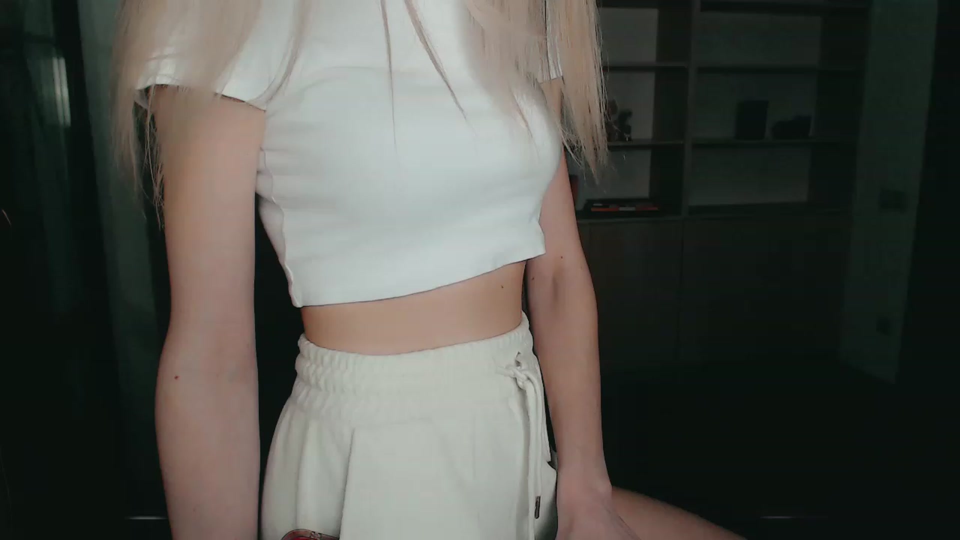 Gallery image thumbnail from Qsensx's myfreecams stream on, 02/17/2023, 16:28 image 13 of 20