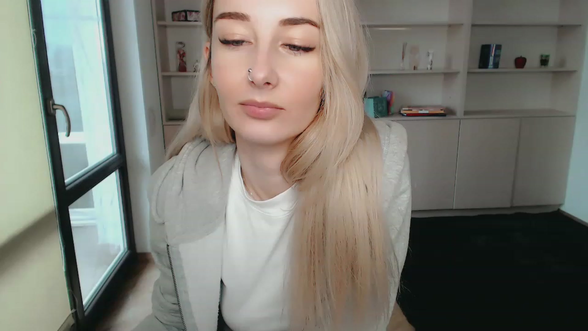 Gallery image thumbnail from Qsensx's myfreecams stream on, 02/27/2023, 14:43 image 4 of 20