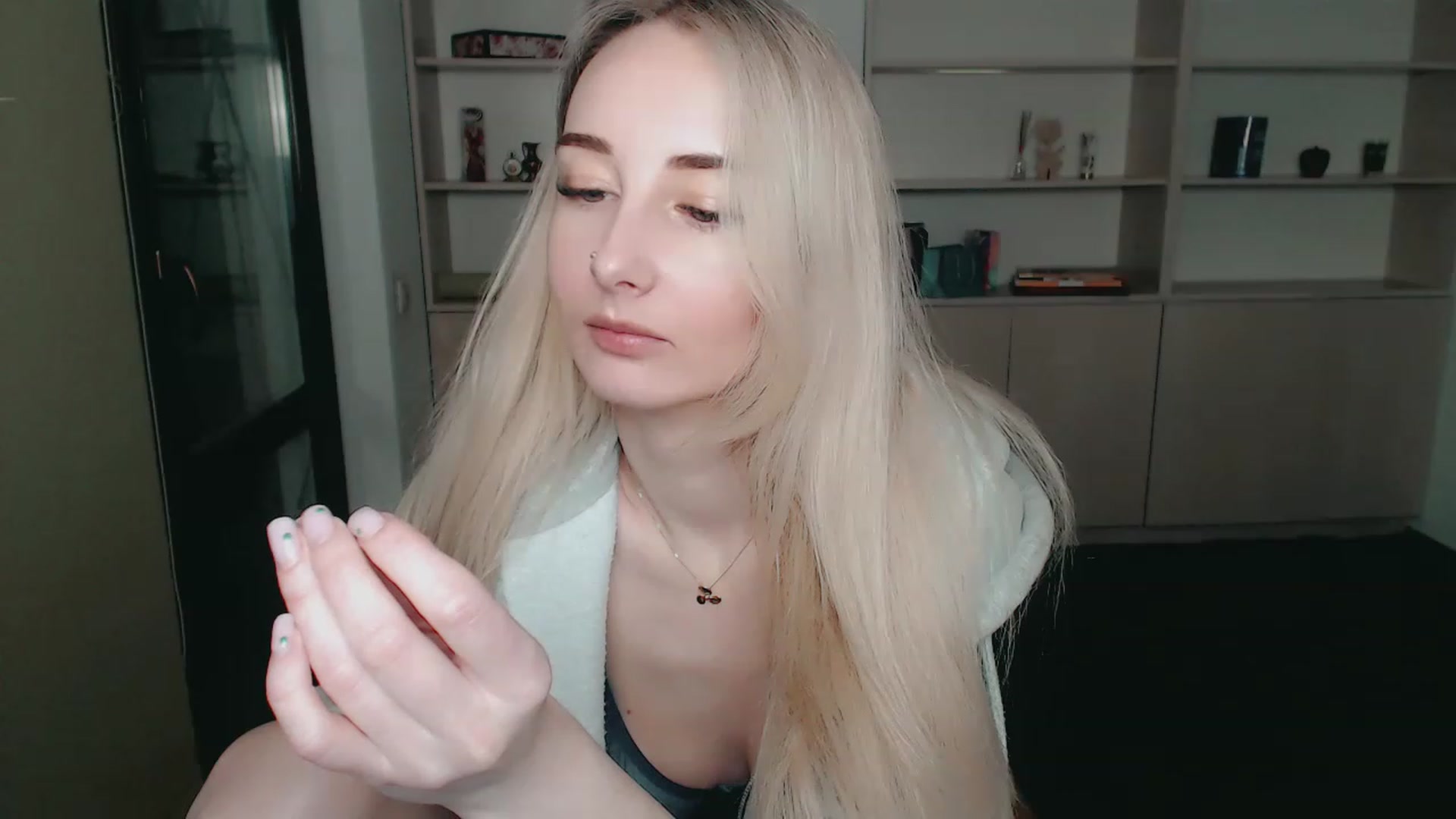 Gallery image thumbnail from Qsensx's myfreecams stream on, 02/27/2023, 16:47 image 17 of 20