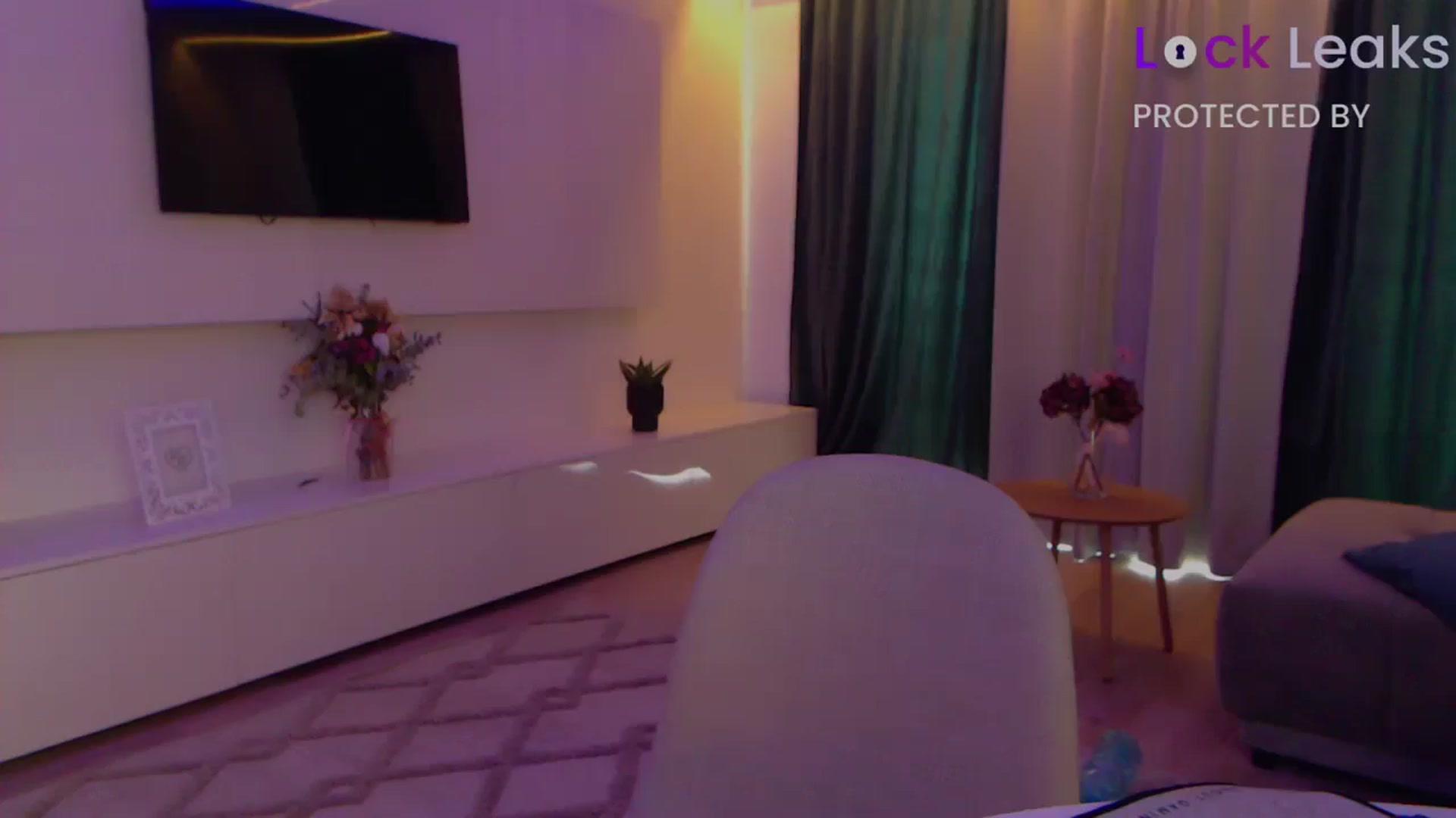 Gallery image thumbnail from Qu33n's myfreecams stream on, 10/11/2025, 10:54 image 13 of 20