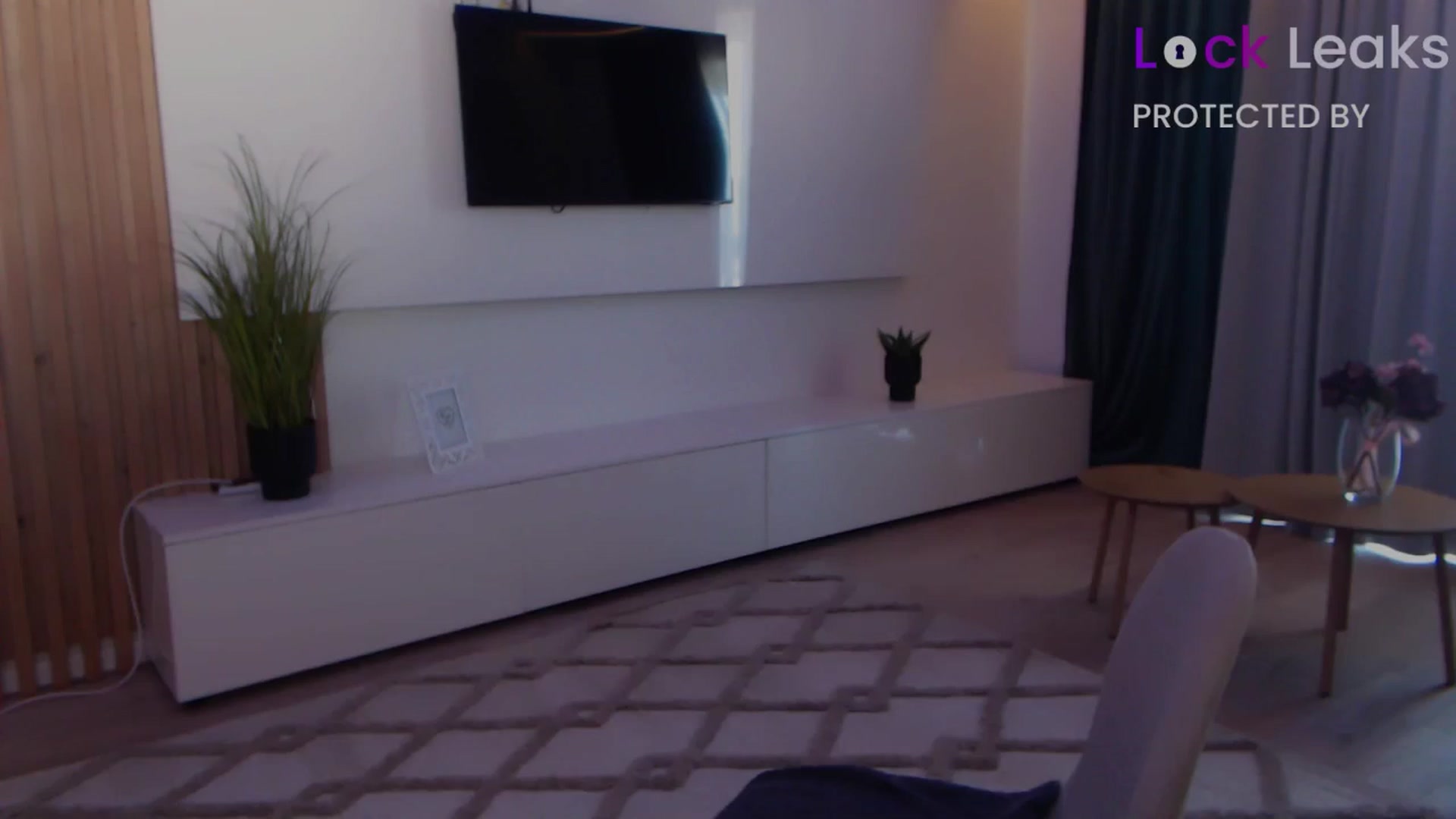 Gallery image thumbnail from Qu33n's myfreecams stream on, 10/29/2025, 10:57 image 10 of 20