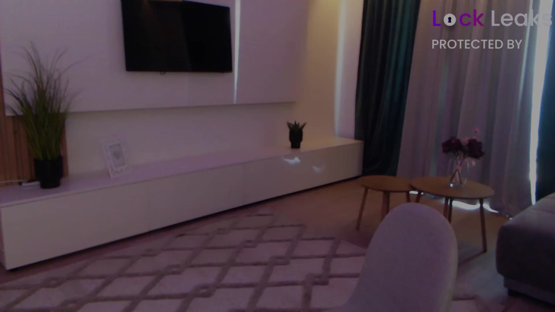 Gallery image thumbnail from Qu33n's myfreecams stream on, 11/01/2025, 08:51 image 13 of 20