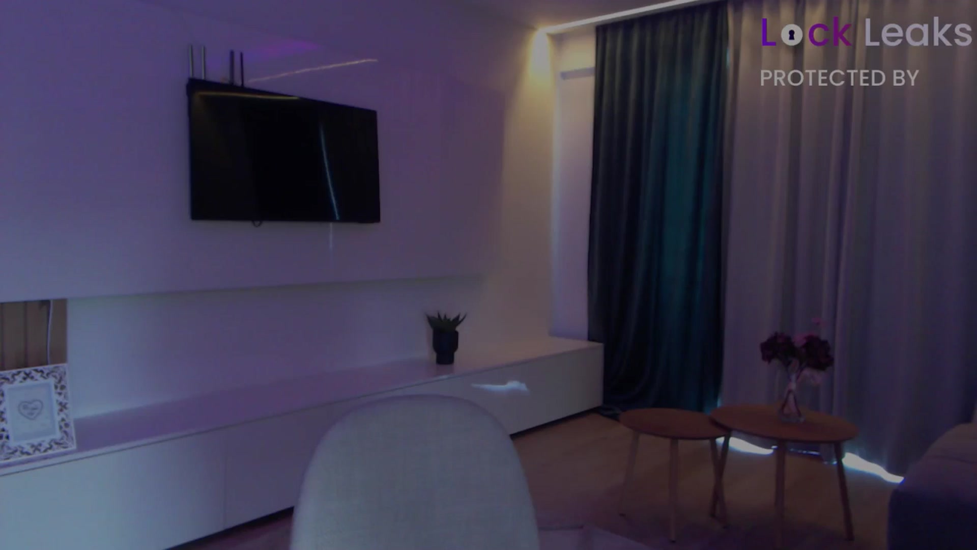 Gallery image thumbnail from Qu33n's myfreecams stream on, 11/06/2025, 10:11 image 4 of 20