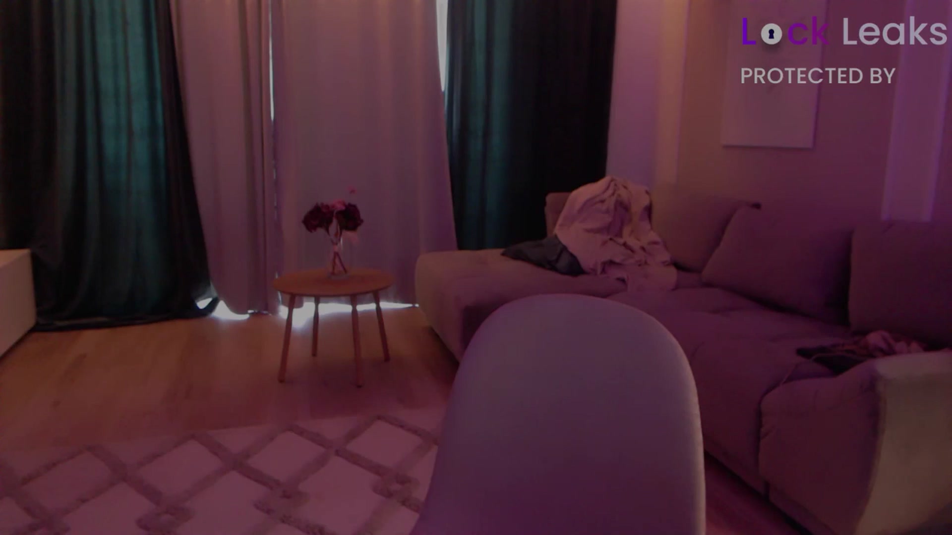 Gallery image thumbnail from Qu33n's myfreecams stream on, 11/25/2025, 09:51 image 15 of 20