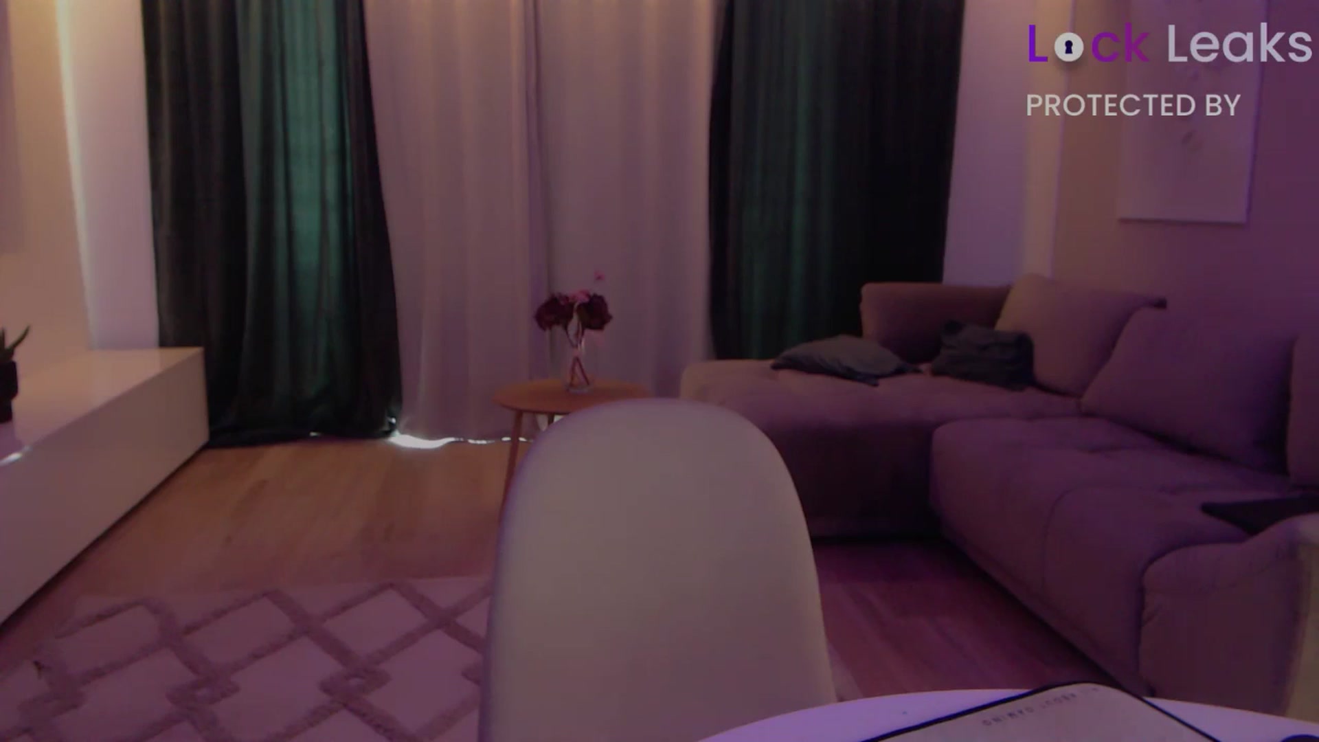 Gallery image thumbnail from Qu33n's myfreecams stream on, 11/26/2025, 10:13 image 17 of 20