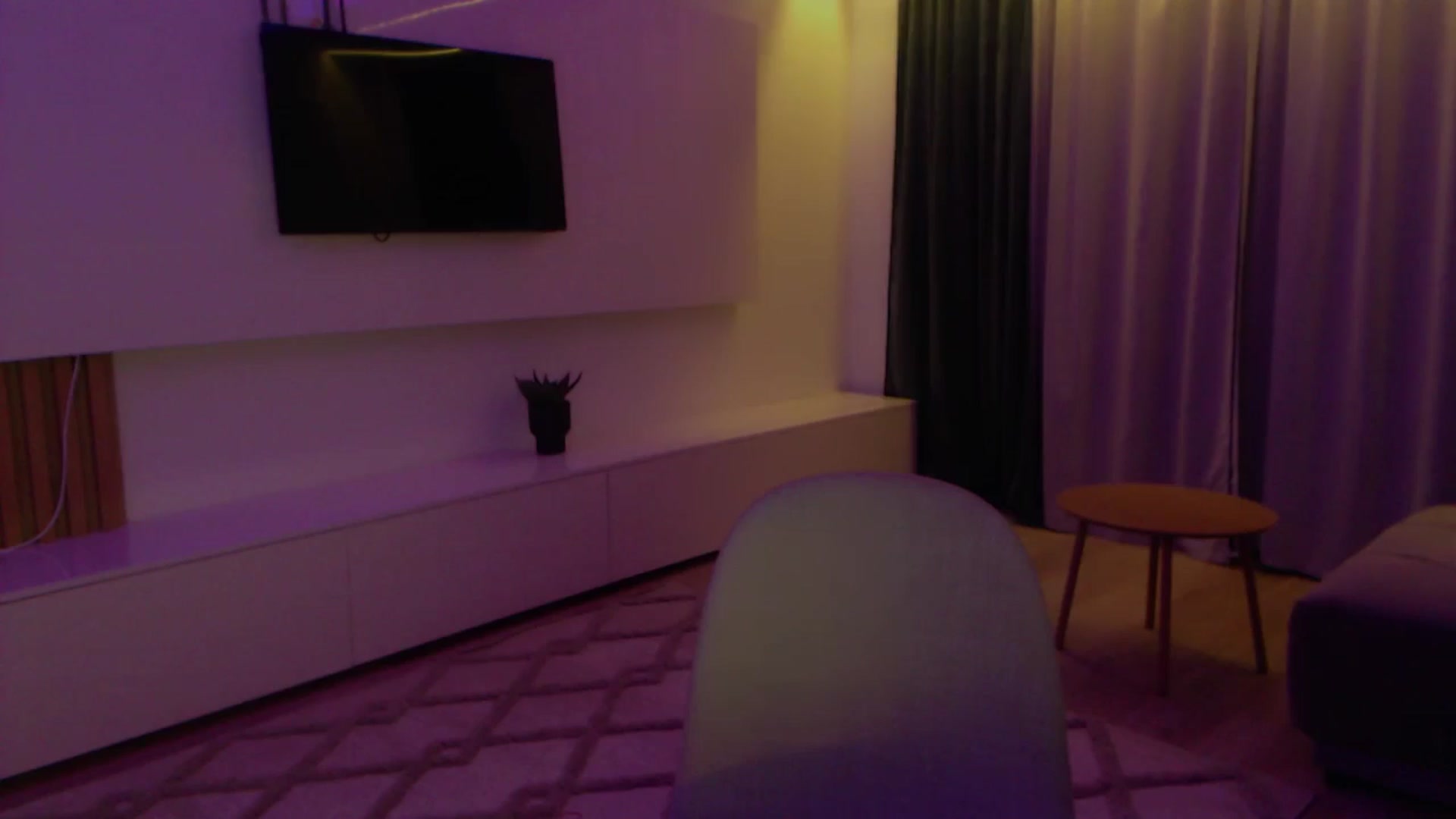 Gallery image thumbnail from Qu33n's myfreecams stream on, 01/13/2026, 18:43 image 5 of 20