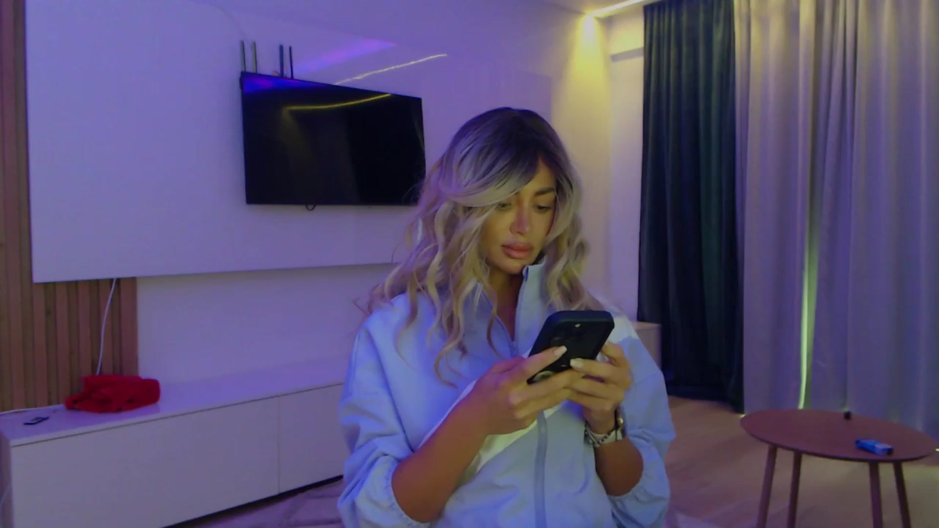 Gallery image thumbnail from Qu33n's myfreecams stream on, 01/31/2026, 10:13 image 2 of 20