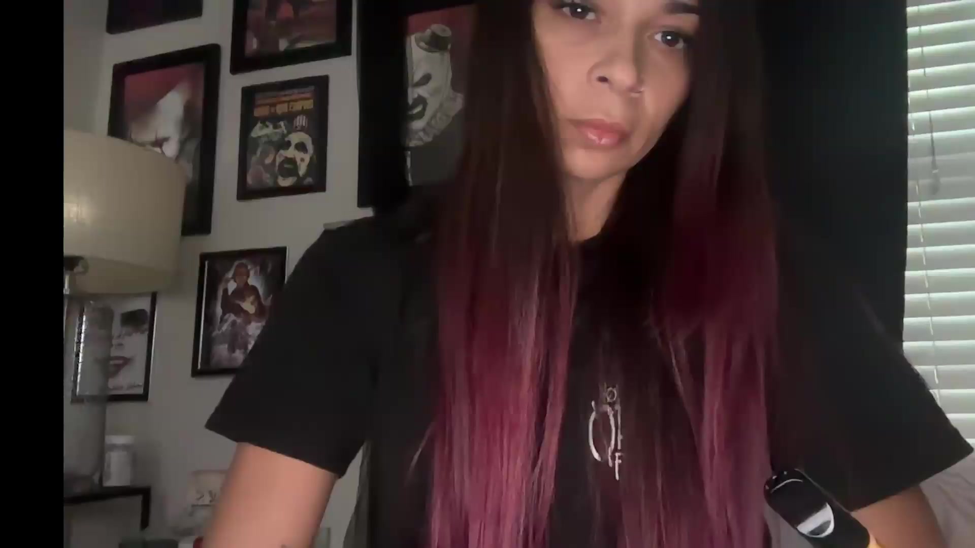 Gallery image thumbnail from Qu33nPrincess's myfreecams stream on, 08/22/2026, 23:41 image 2 of 20