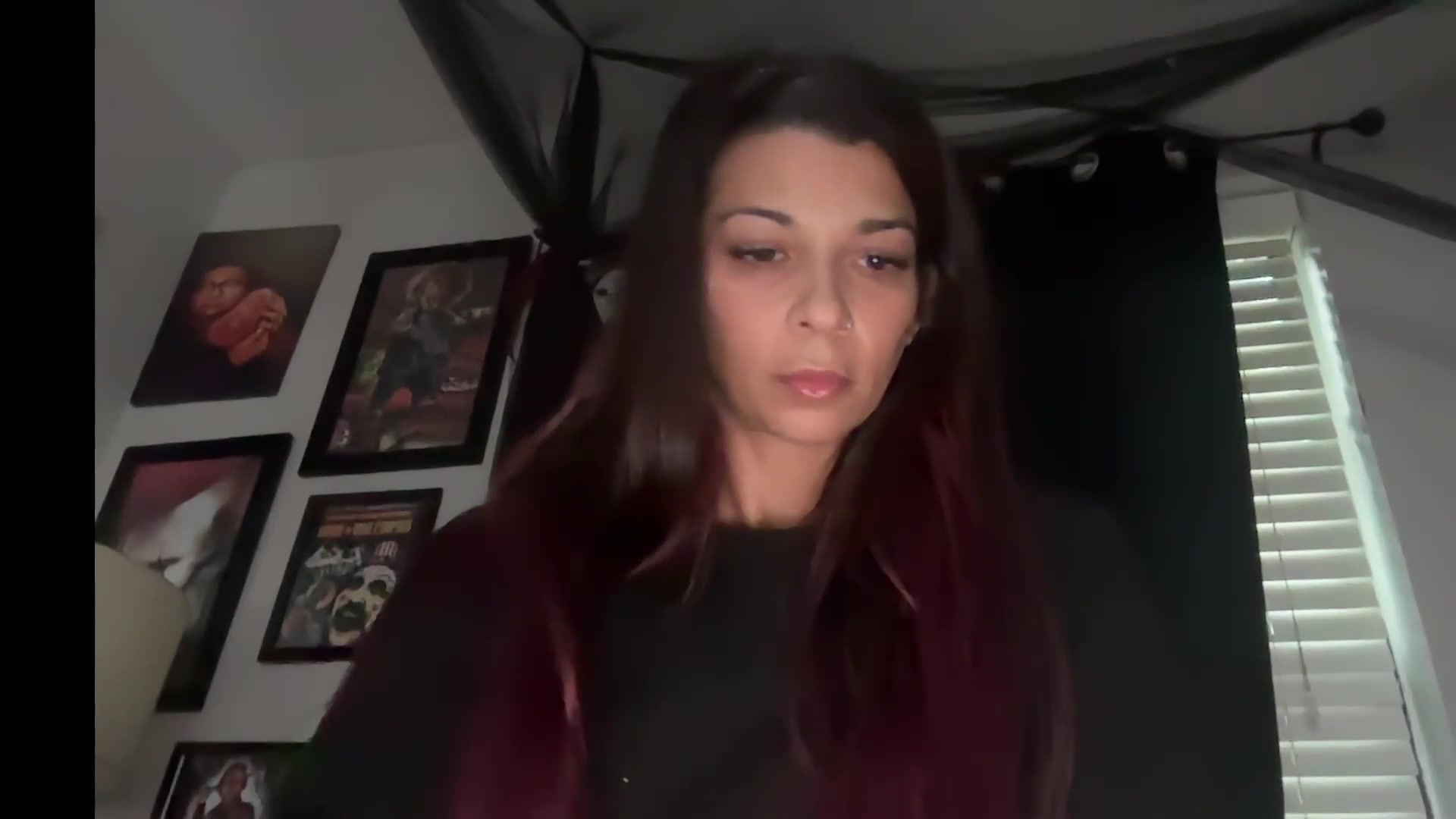 Gallery image thumbnail from Qu33nPrincess's myfreecams stream on, 08/22/2026, 23:41 image 9 of 20