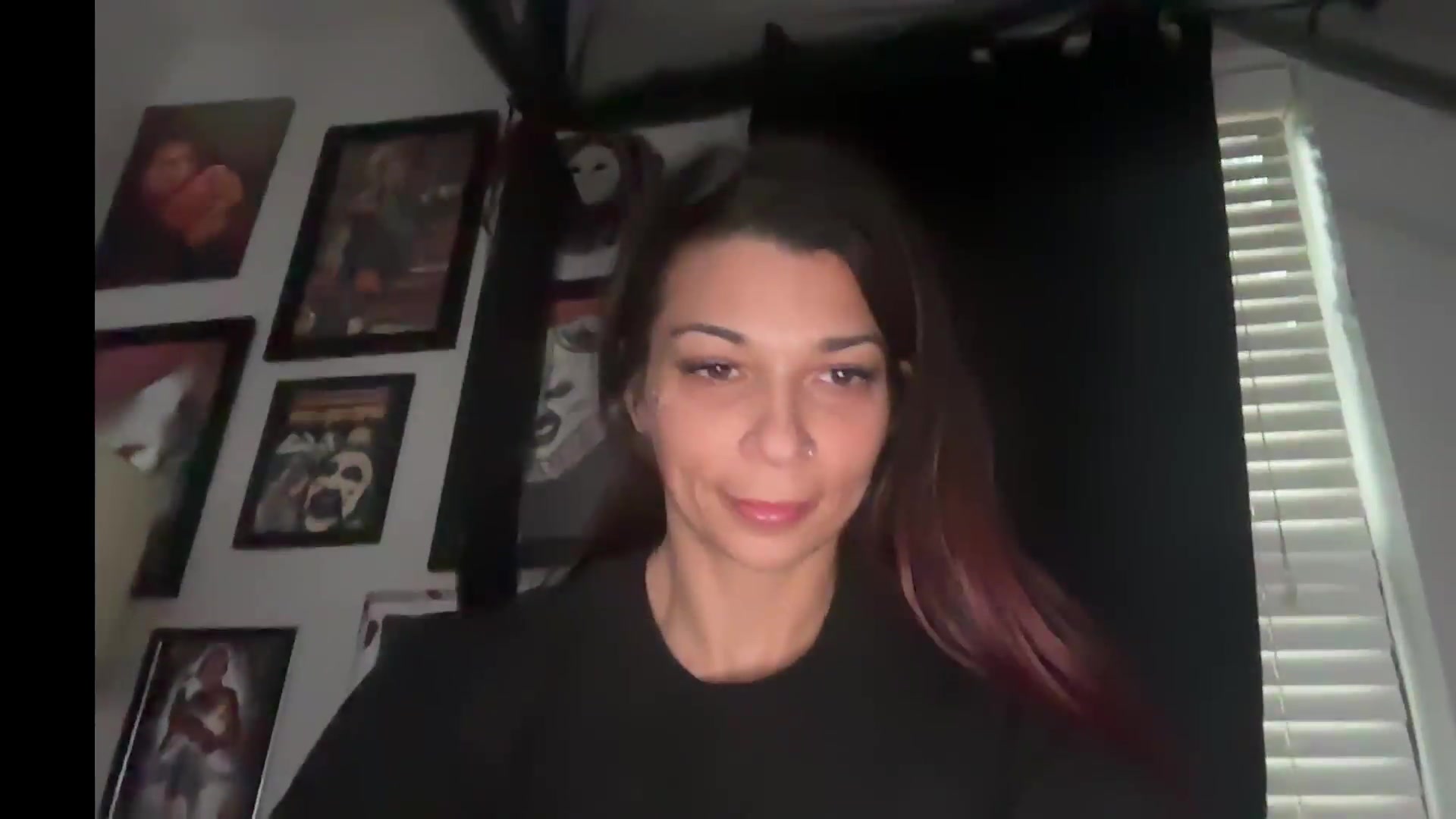 Gallery image thumbnail from Qu33nPrincess's myfreecams stream on, 08/22/2026, 23:41 image 12 of 20