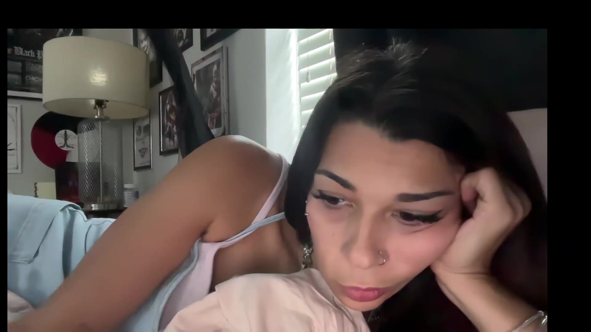 Gallery image thumbnail from Qu33nPrincess's myfreecams stream on, 08/23/2026, 19:26 image 16 of 20