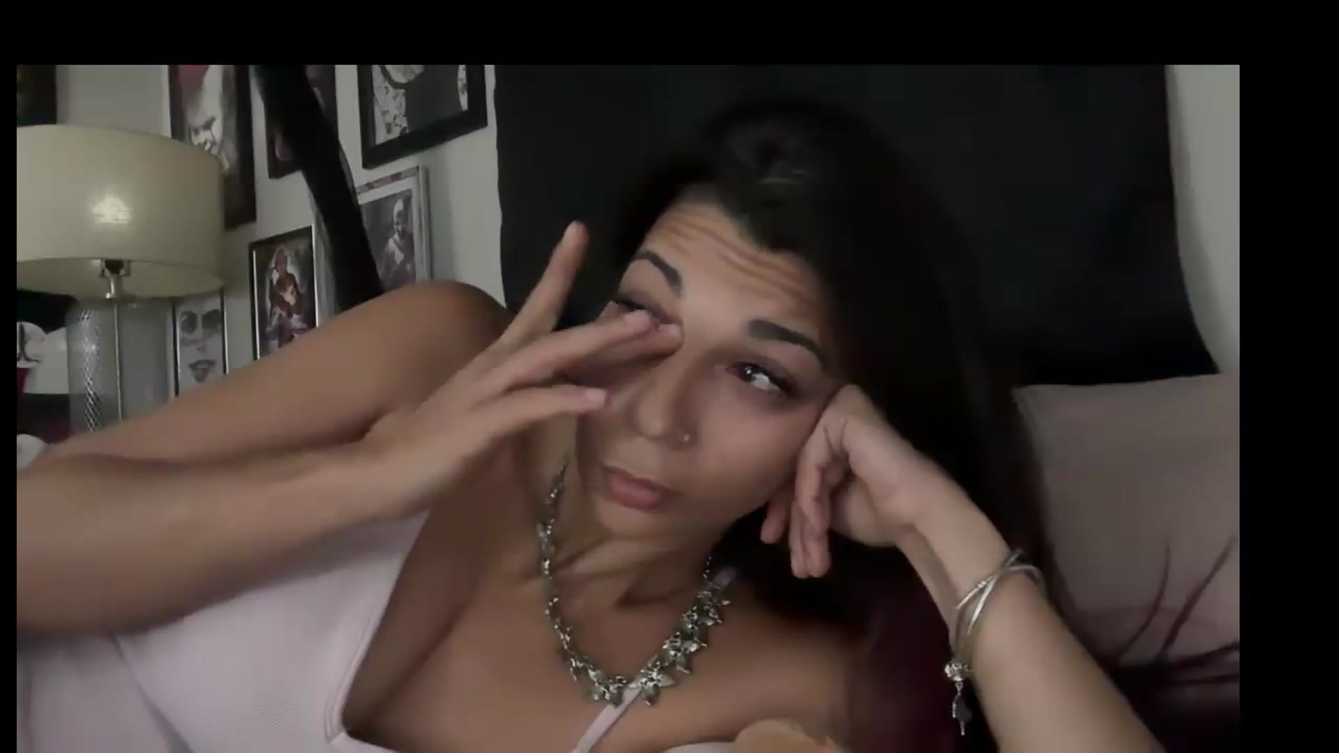 Gallery image thumbnail from Qu33nPrincess's myfreecams stream on, 08/24/2026, 02:34 image 12 of 20