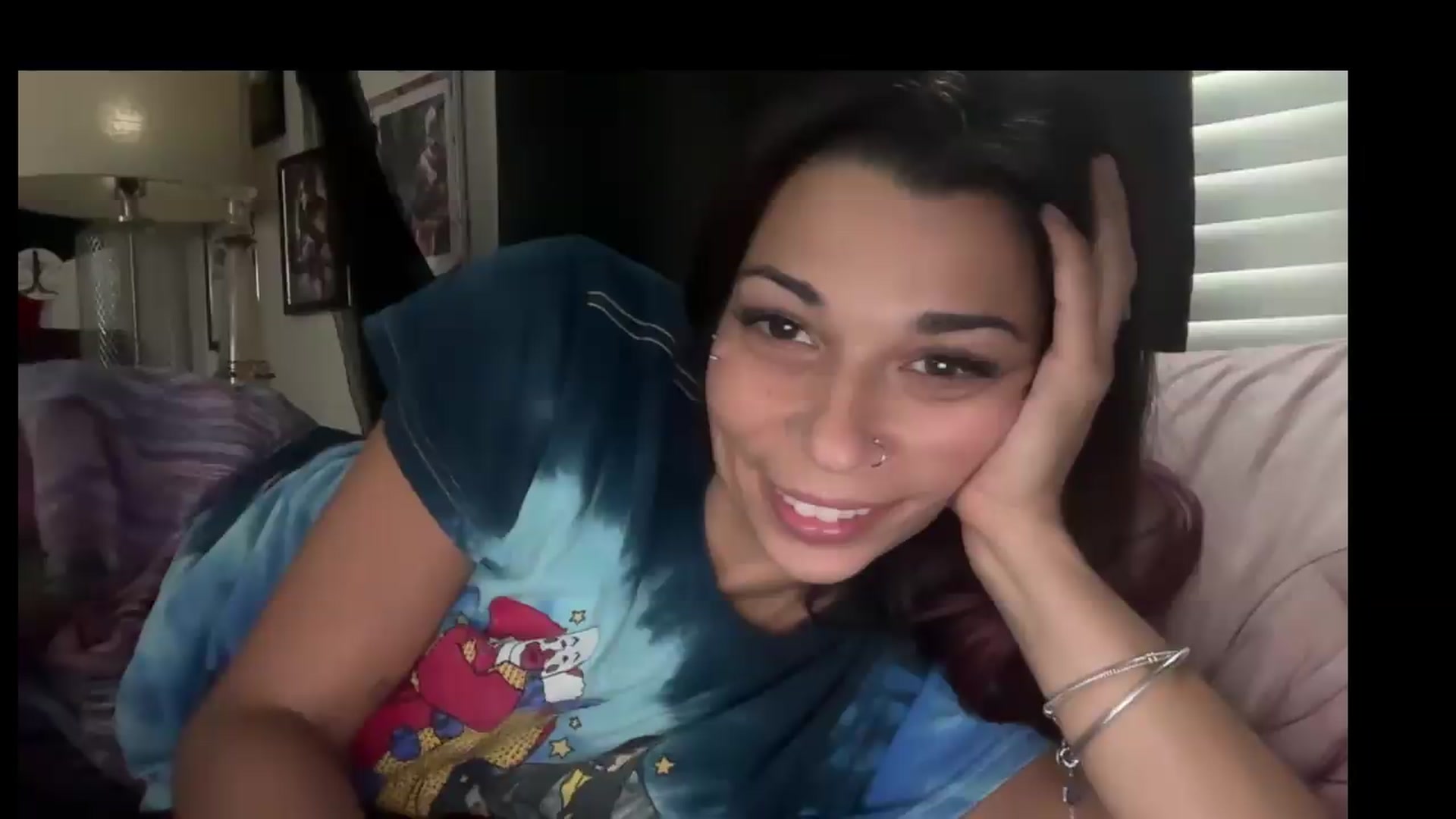 Gallery image thumbnail from Qu33nPrincess's myfreecams stream on, 08/24/2026, 23:32 image 10 of 20
