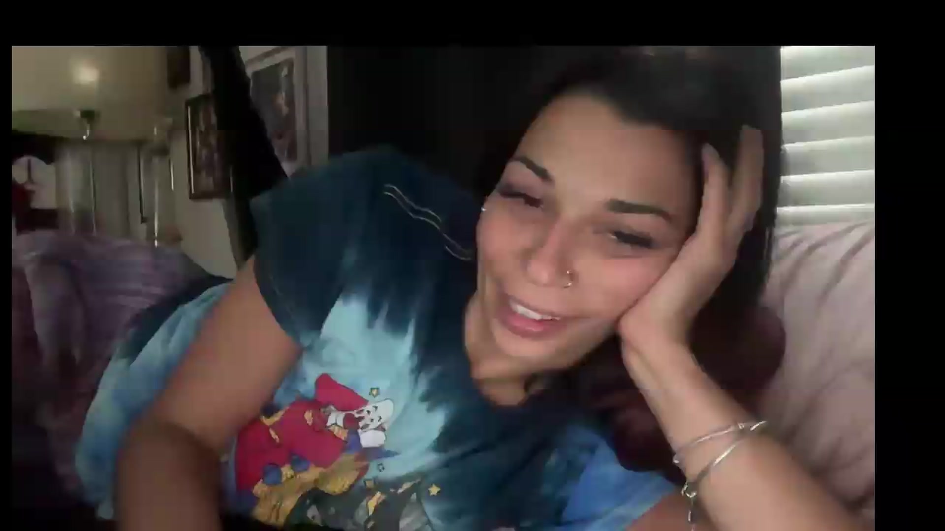 Gallery image thumbnail from Qu33nPrincess's myfreecams stream on, 08/24/2026, 23:32 image 11 of 20
