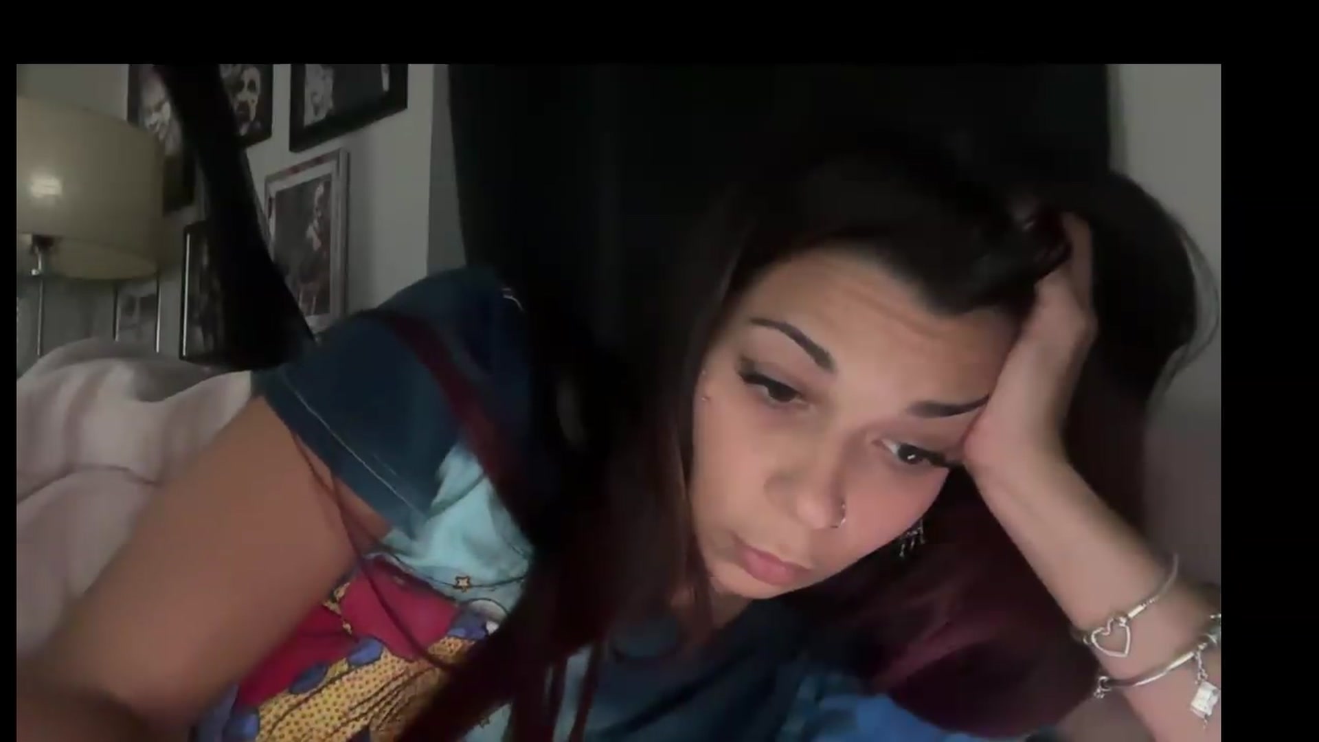 Gallery image thumbnail from Qu33nPrincess's myfreecams stream on, 08/25/2026, 24:27 image 9 of 20