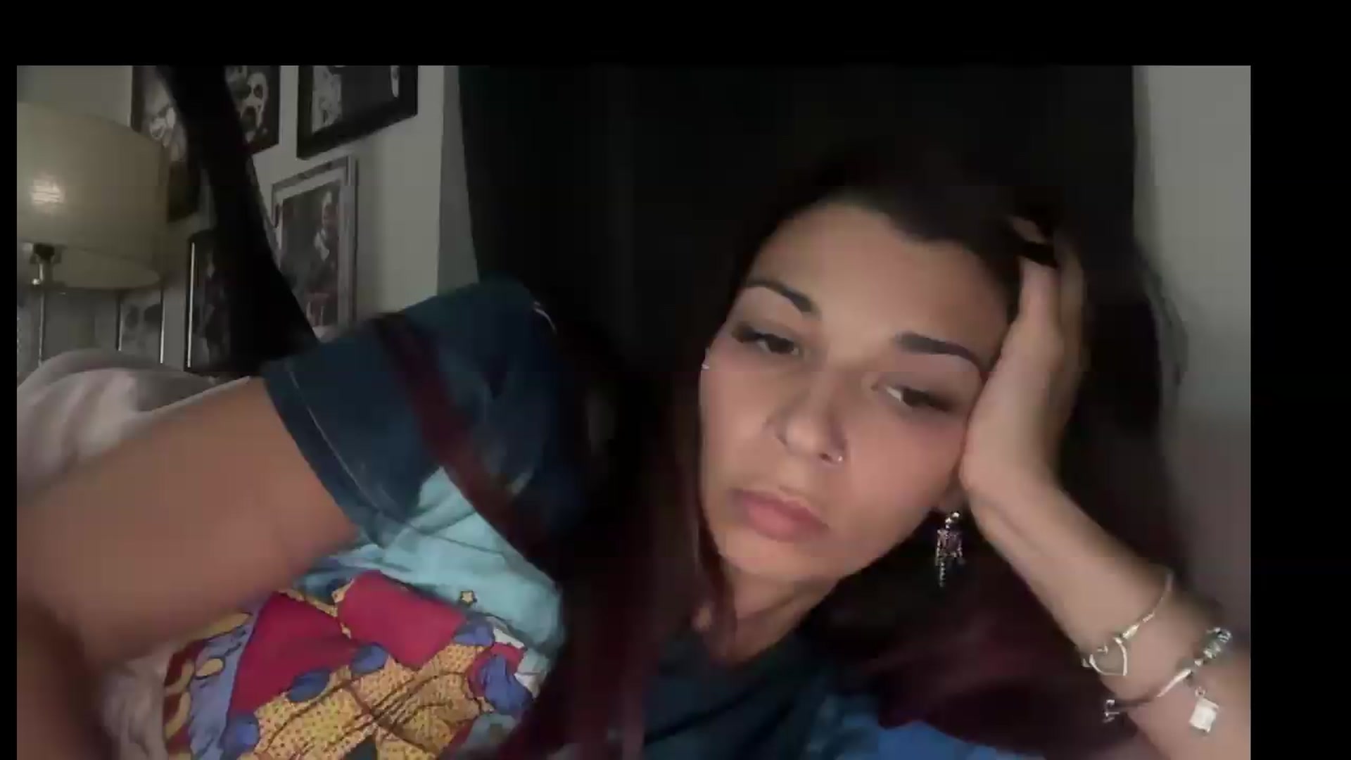 Gallery image thumbnail from Qu33nPrincess's myfreecams stream on, 08/25/2026, 24:27 image 10 of 20