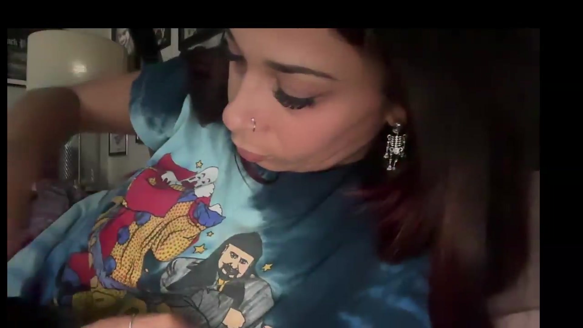 Gallery image thumbnail from Qu33nPrincess's myfreecams stream on, 08/25/2026, 24:27 image 6 of 20