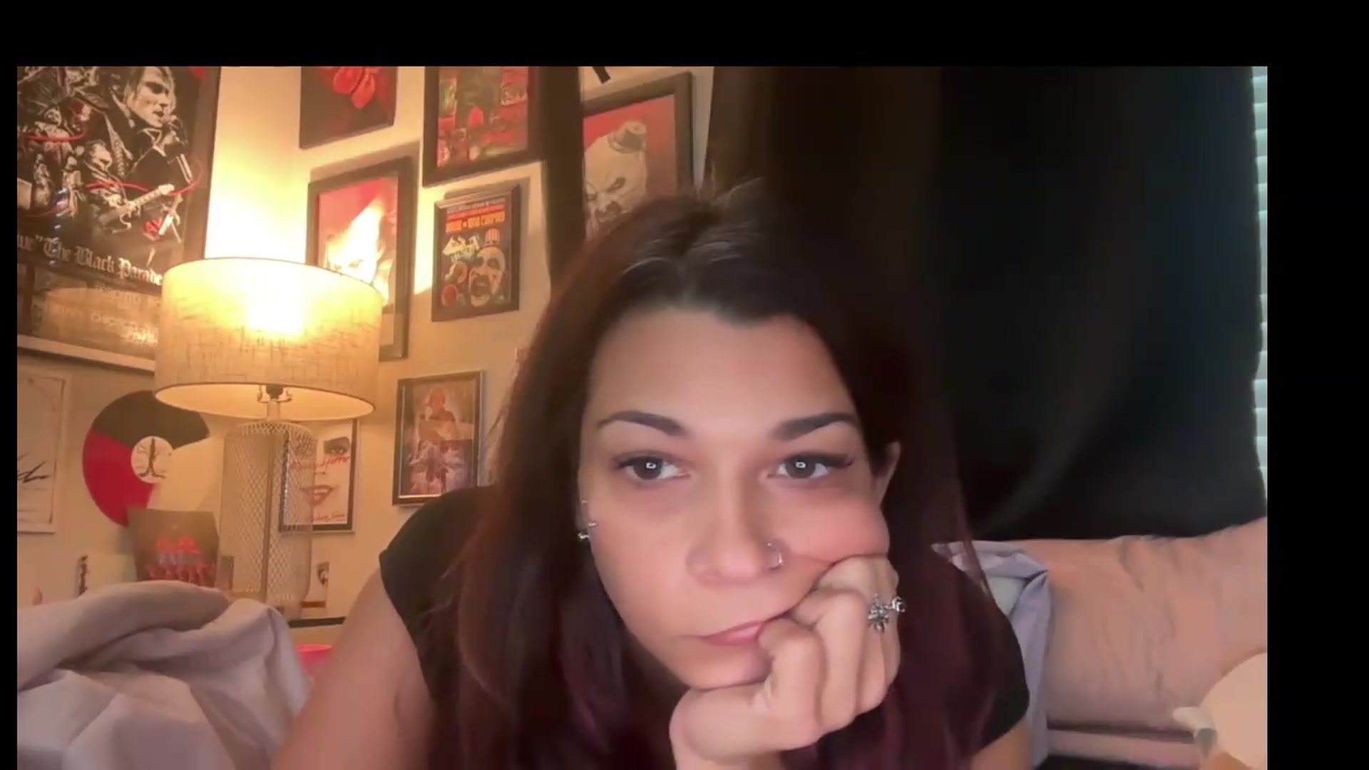 Gallery image thumbnail from Qu33nPrincess's myfreecams stream on, 08/26/2026, 21:40 image 11 of 20
