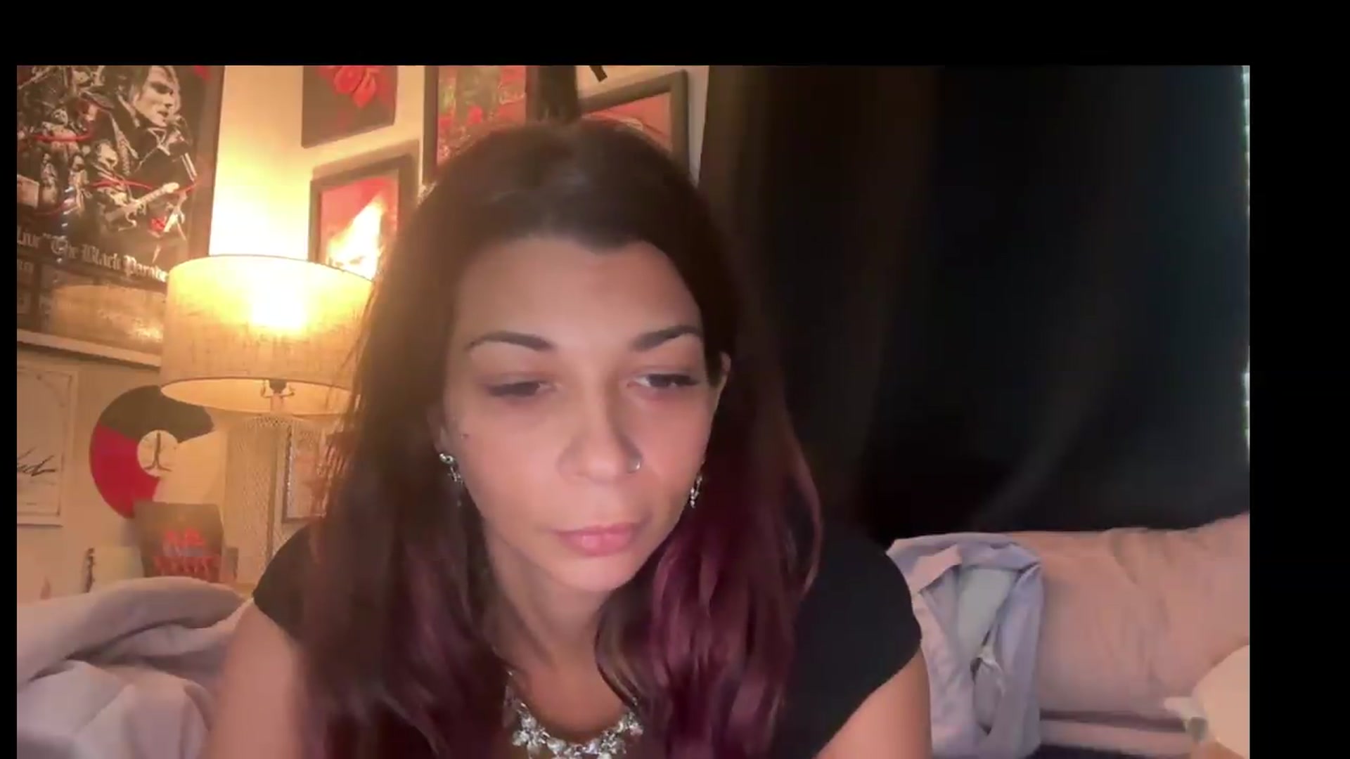 Gallery image thumbnail from Qu33nPrincess's myfreecams stream on, 08/26/2026, 21:40 image 8 of 20