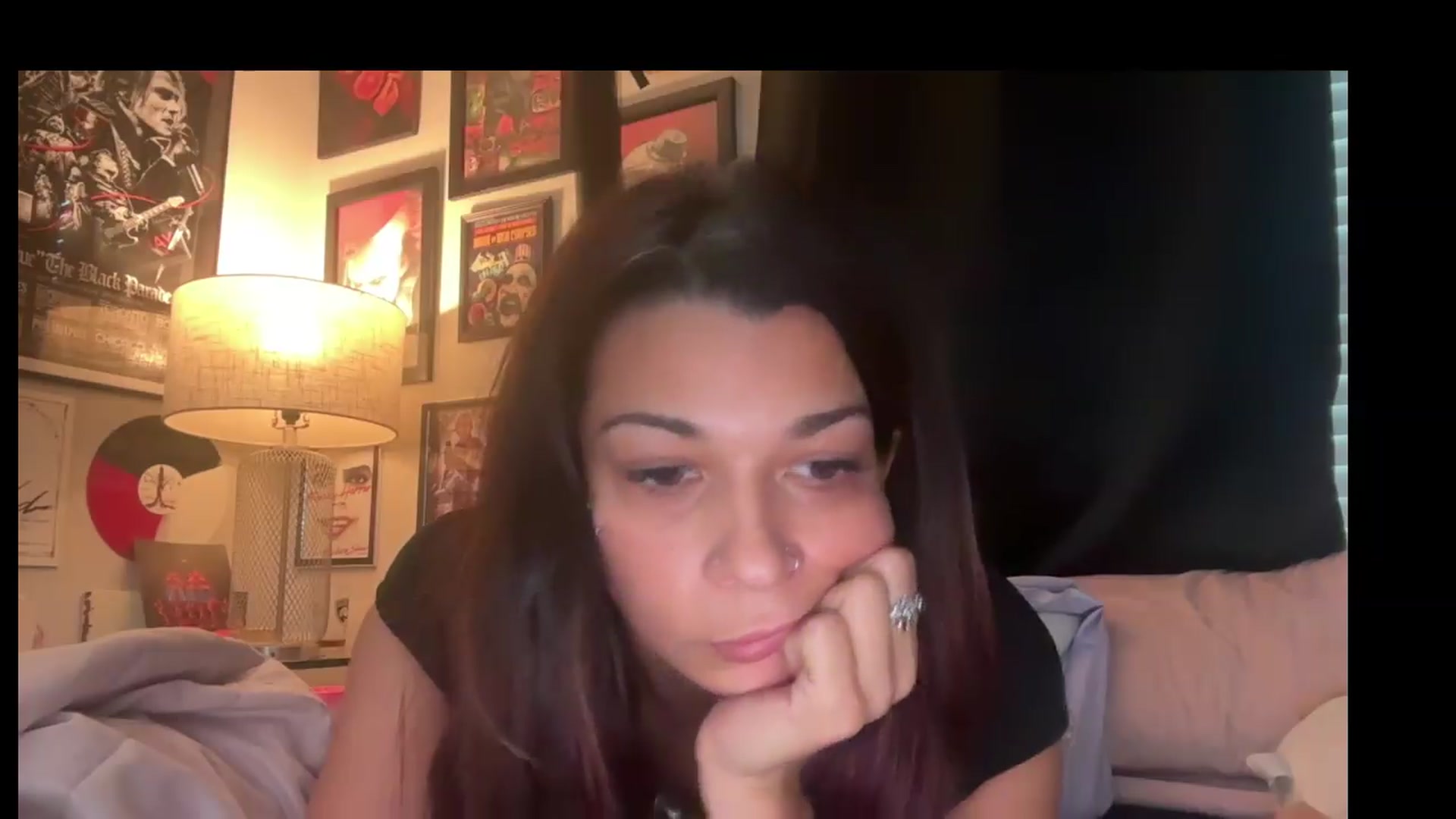 Gallery image thumbnail from Qu33nPrincess's myfreecams stream on, 08/26/2026, 21:40 image 13 of 20