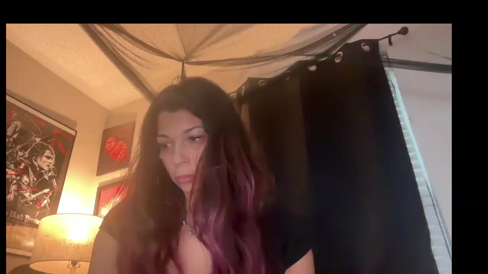 Gallery image thumbnail from Qu33nPrincess's myfreecams stream on, 08/26/2026, 23:31 image 15 of 20