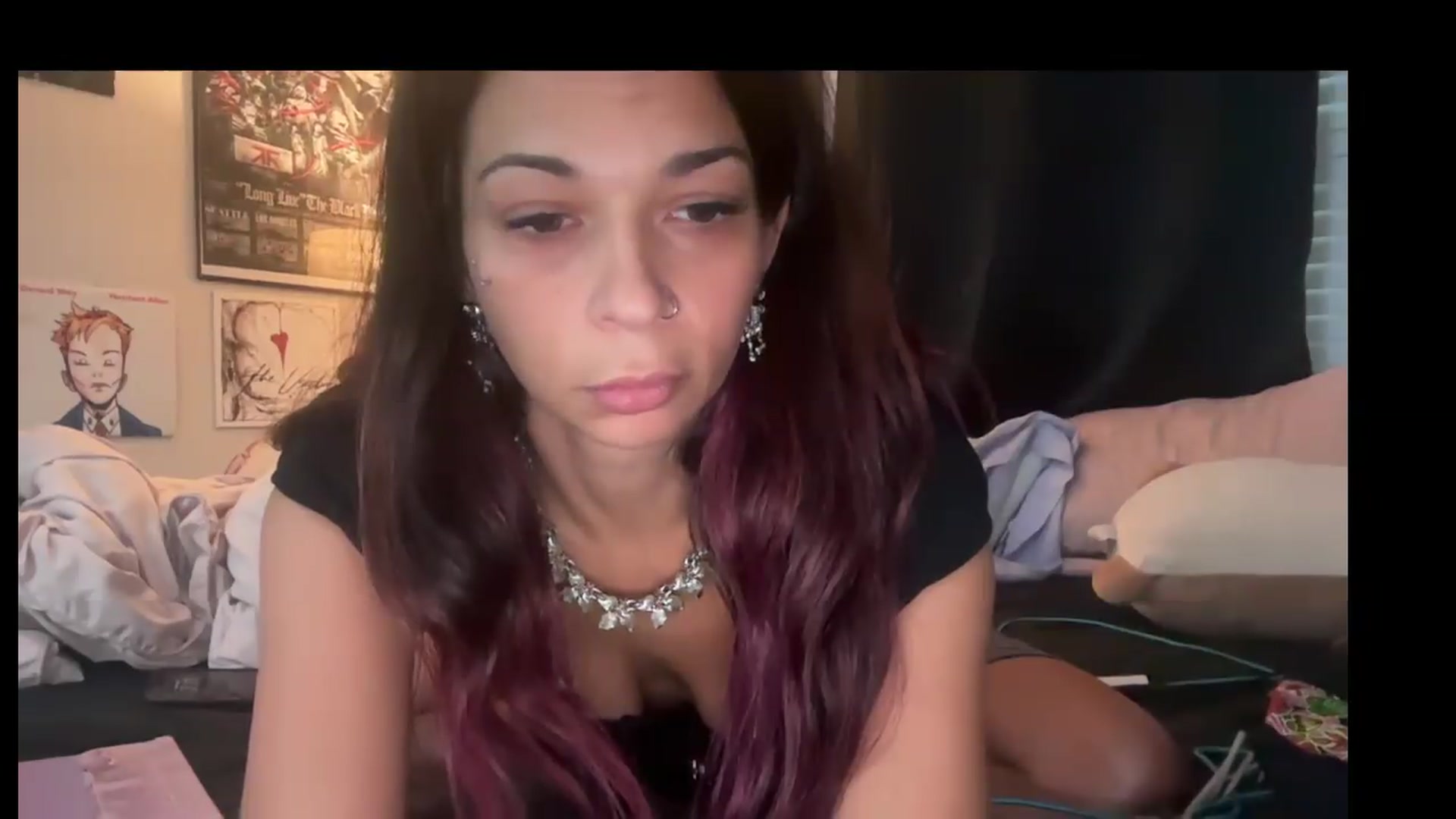 Gallery image thumbnail from Qu33nPrincess's myfreecams stream on, 08/26/2026, 23:31 image 18 of 20