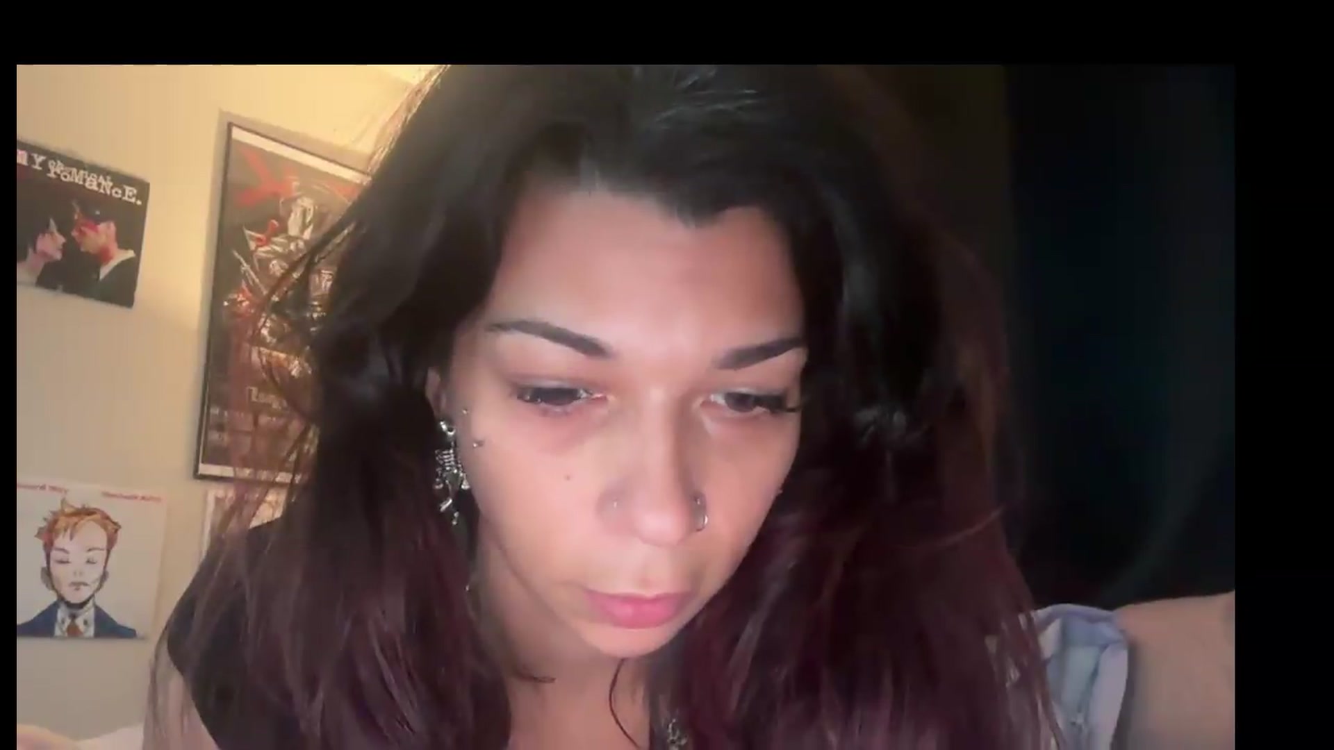 Gallery image thumbnail from Qu33nPrincess's myfreecams stream on, 08/26/2026, 23:31 image 9 of 20