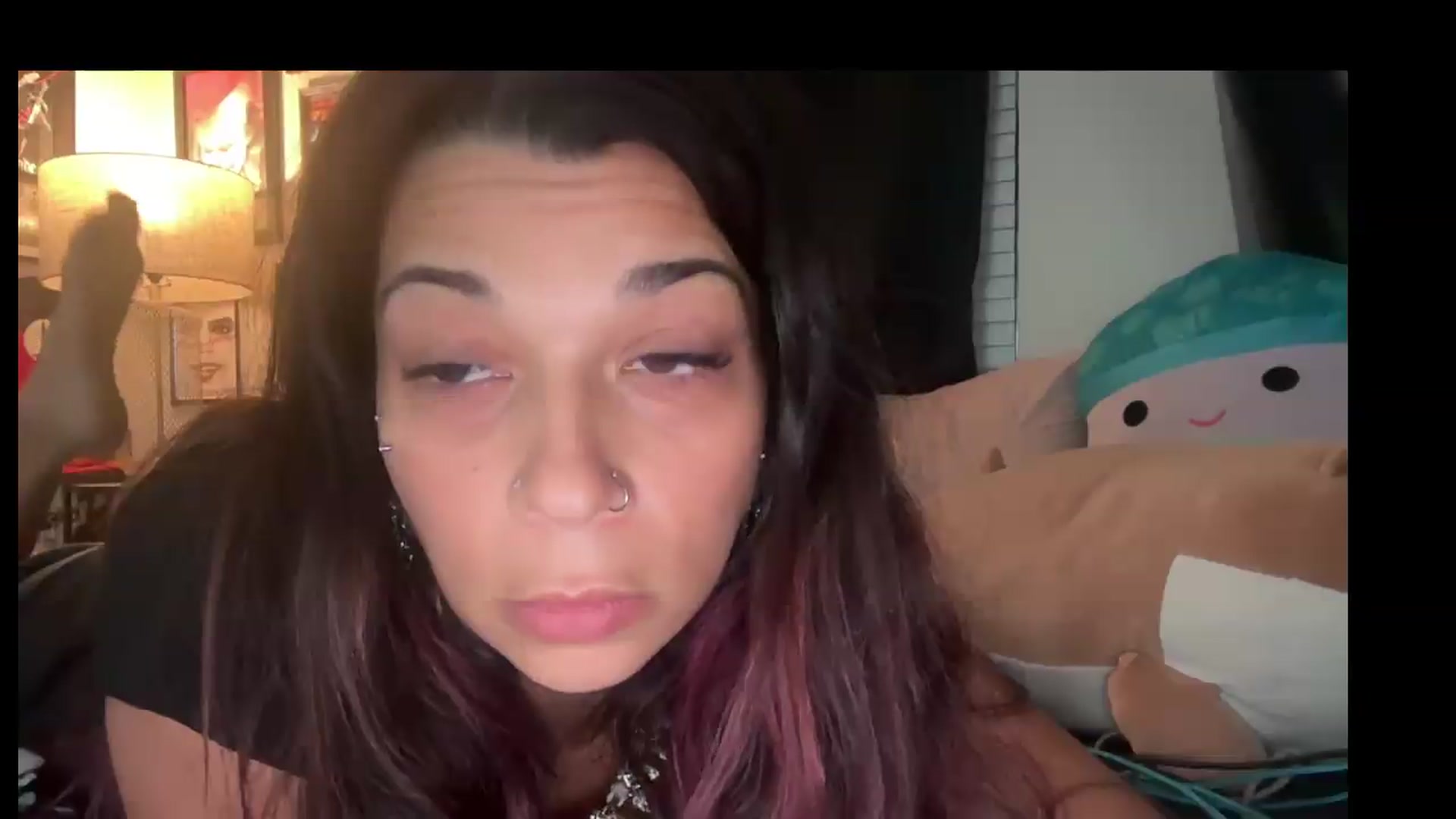 Gallery image thumbnail from Qu33nPrincess's myfreecams stream on, 08/27/2026, 01:02 image 15 of 20