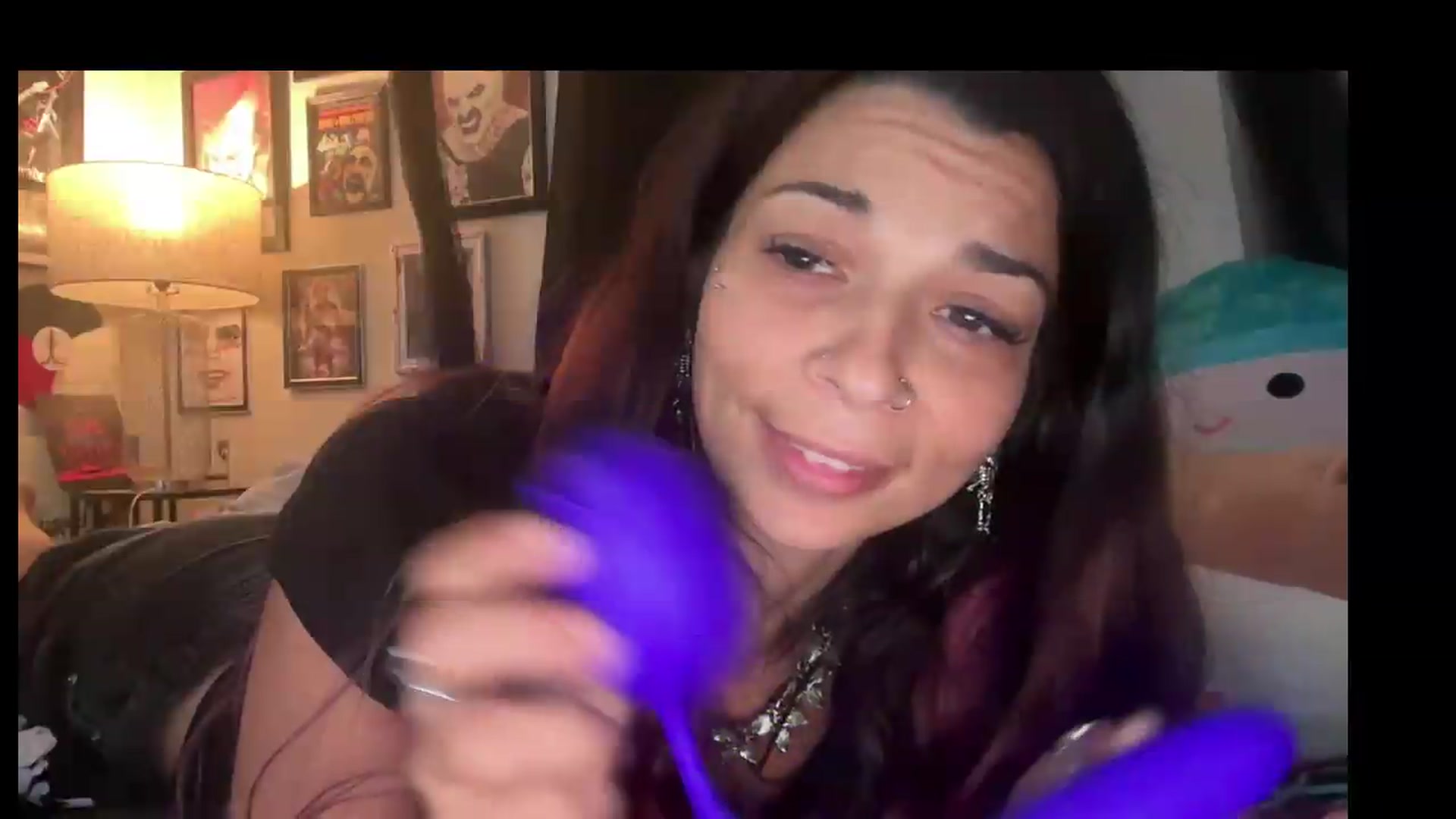 Gallery image thumbnail from Qu33nPrincess's myfreecams stream on, 08/27/2026, 01:02 image 12 of 20