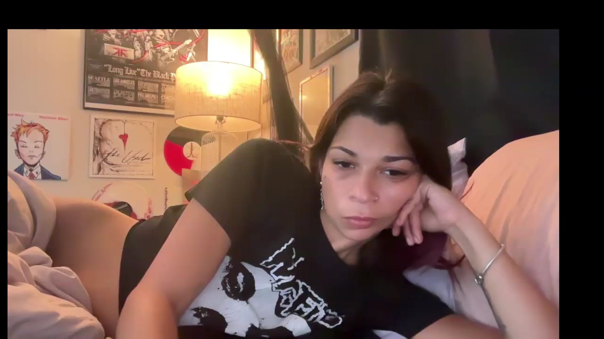Gallery image thumbnail from Qu33nPrincess's myfreecams stream on, 08/27/2026, 10:13 image 11 of 20