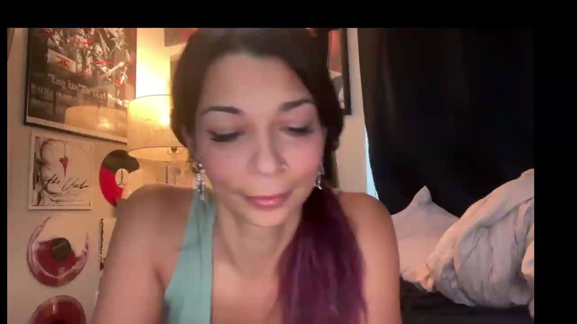 Gallery image thumbnail from Qu33nPrincess's myfreecams stream on, 08/27/2026, 15:23 image 12 of 20