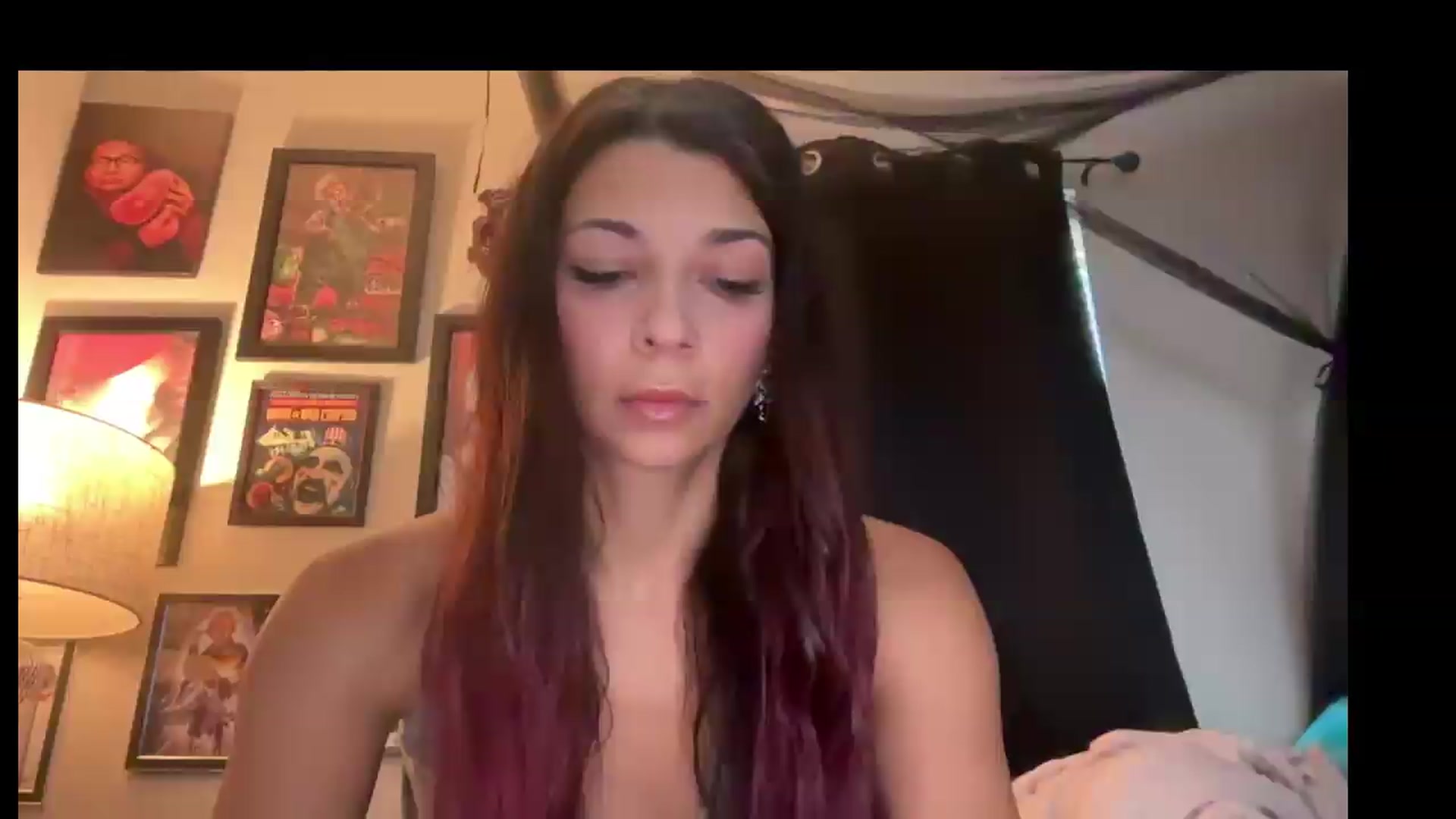 Gallery image thumbnail from Qu33nPrincess's myfreecams stream on, 08/27/2026, 15:23 image 9 of 20