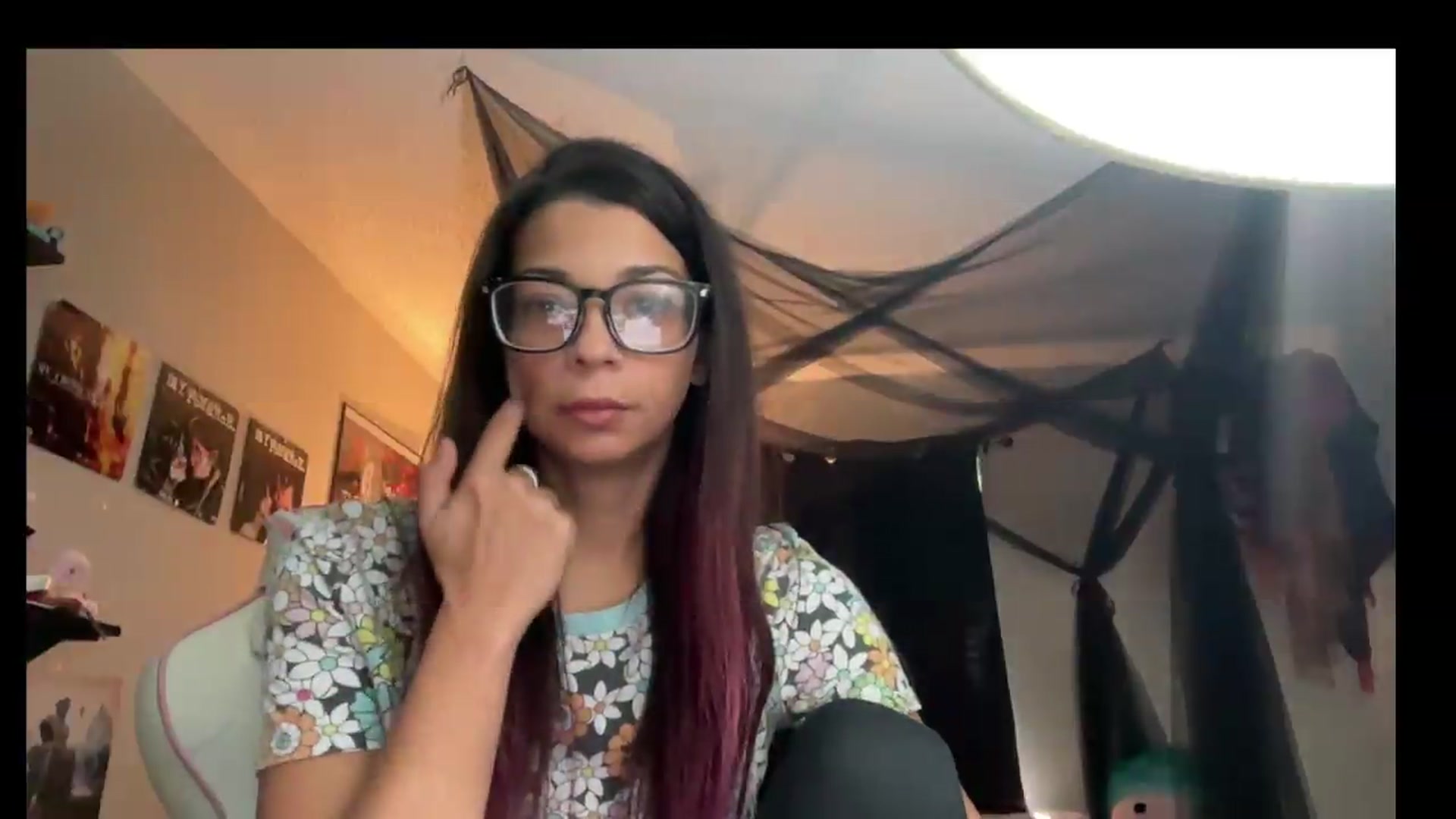 Gallery image thumbnail from Qu33nPrincess's myfreecams stream on, 08/29/2026, 16:59 image 10 of 20