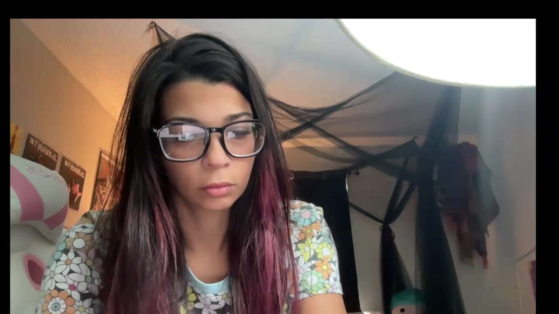 Gallery image thumbnail from Qu33nPrincess's myfreecams stream on, 08/29/2026, 16:59 image 8 of 20