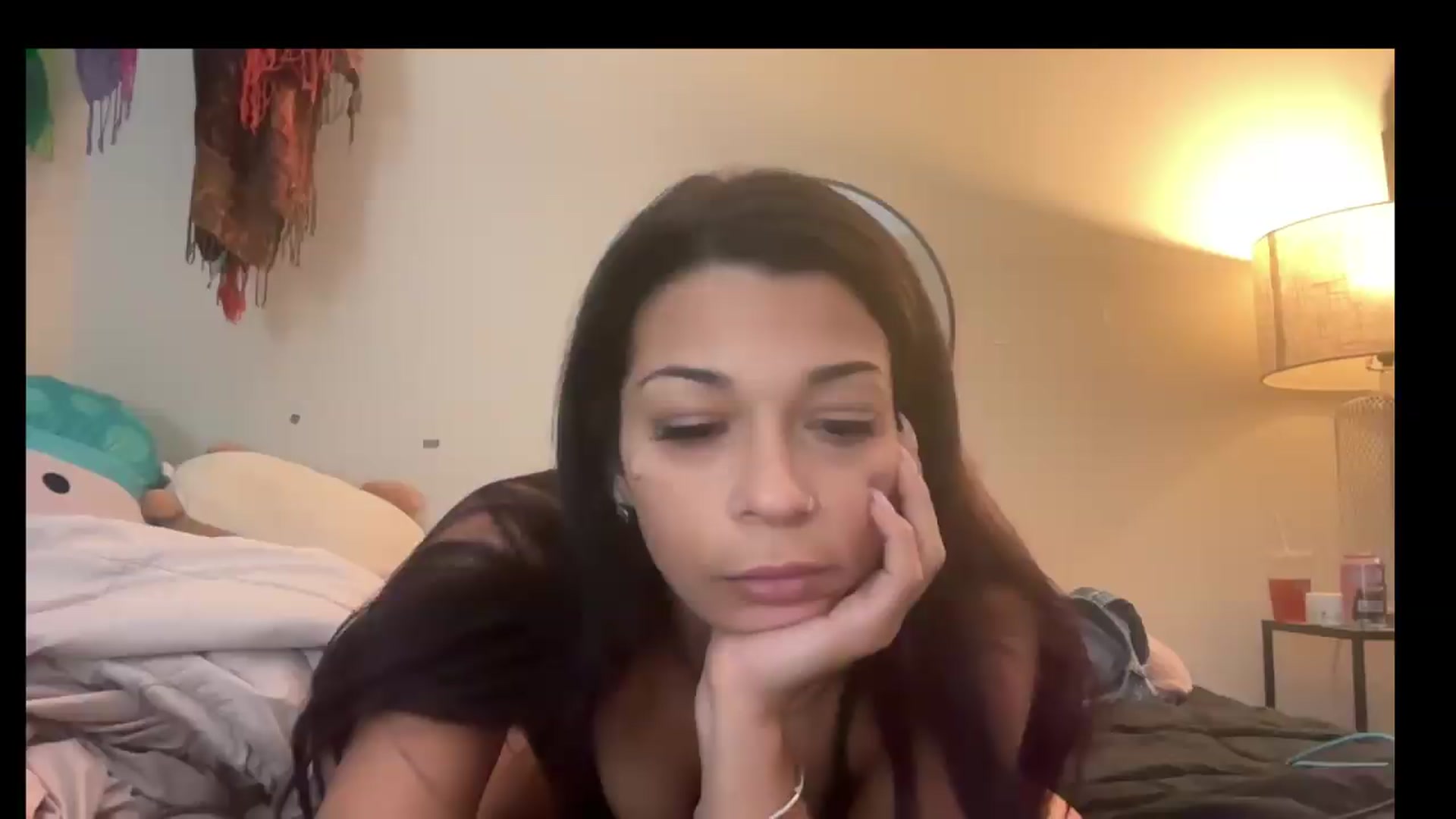 Gallery image thumbnail from Qu33nPrincess's myfreecams stream on, 09/12/2026, 12:01 image 6 of 20