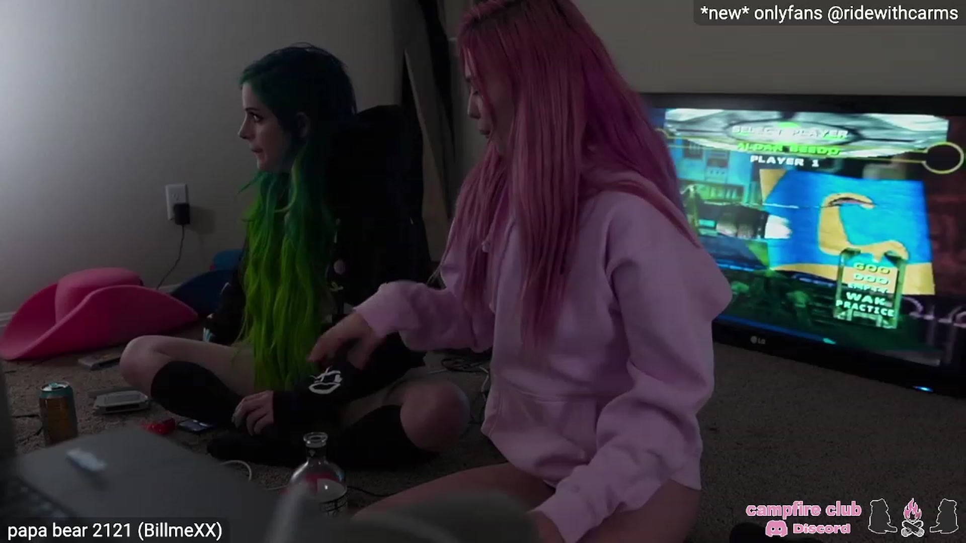 Gallery image thumbnail from Queef_Charles's myfreecams stream on, 04/21/2023, 08:30 image 9 of 20