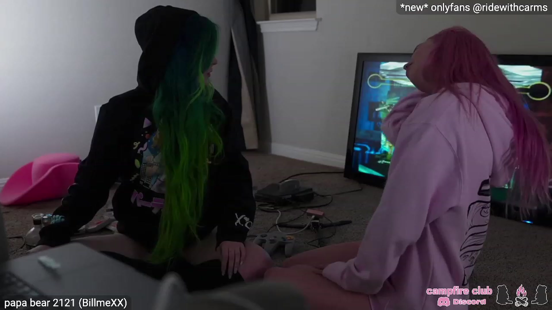 Gallery image thumbnail from Queef_Charles's myfreecams stream on, 04/21/2023, 08:30 image 5 of 20